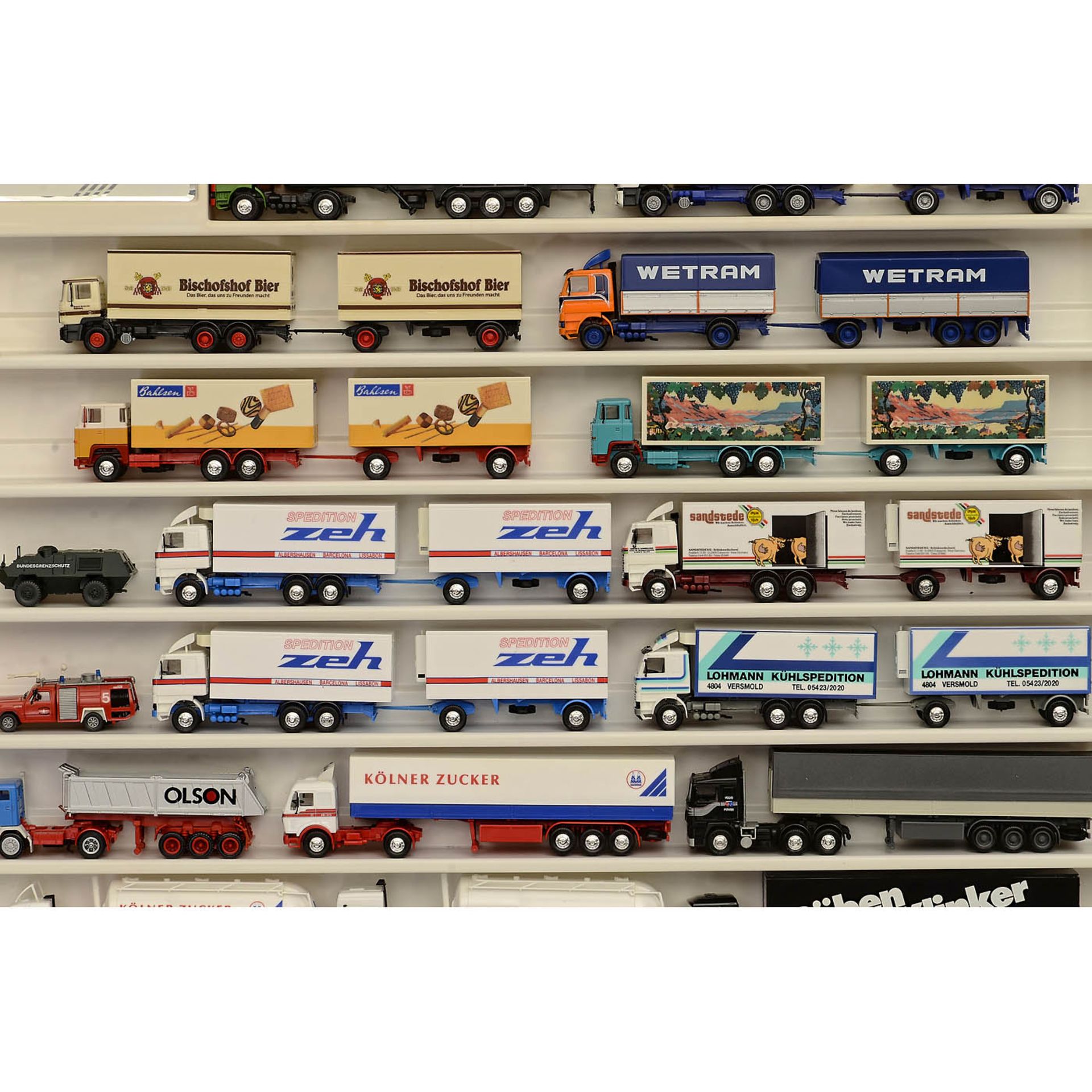 Large Collection of 1:87 Scale Model Trucks - Bild 8 aus 10