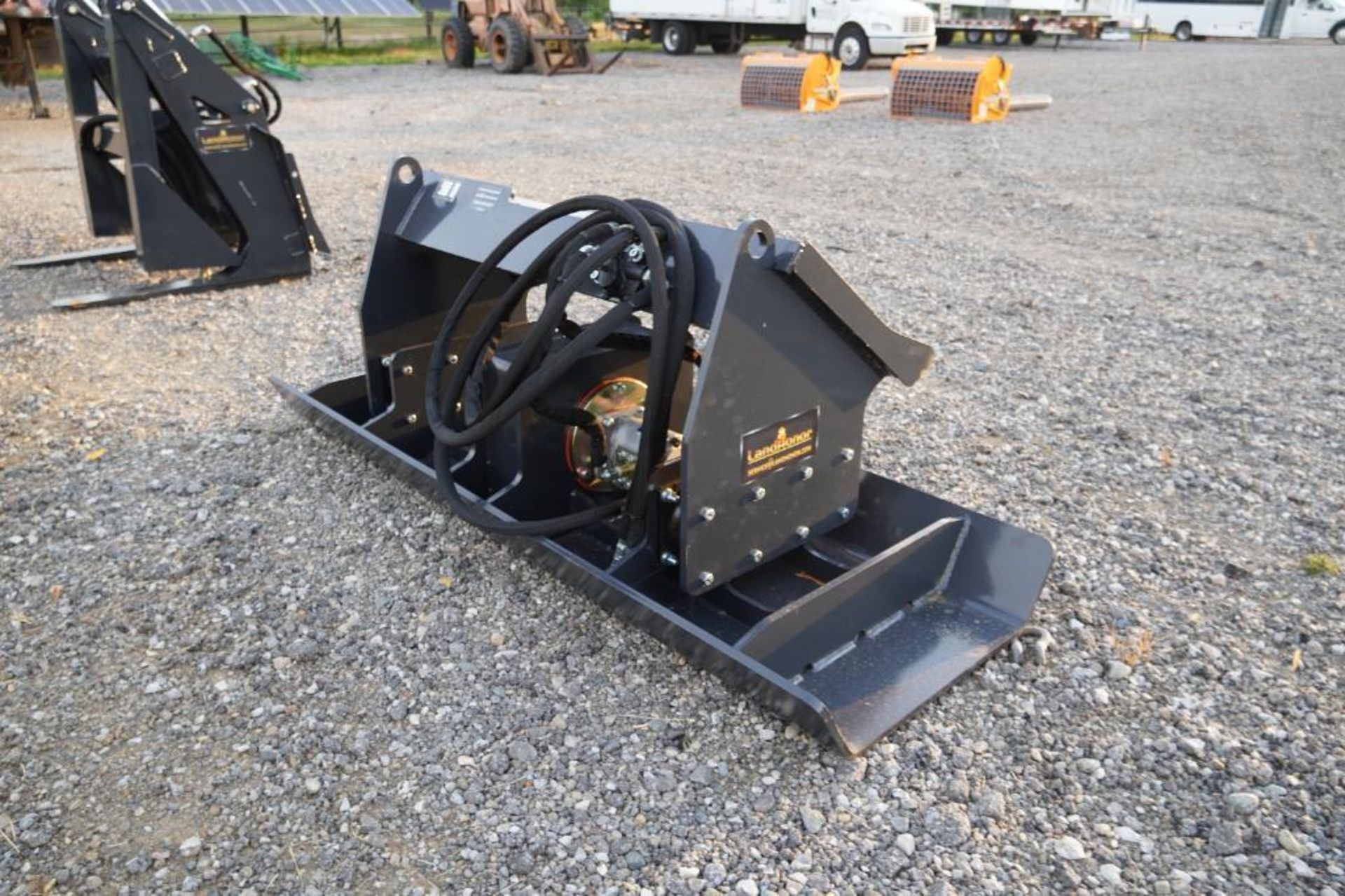 New Landhonor Skid Steer Vibratory Plate Compactor