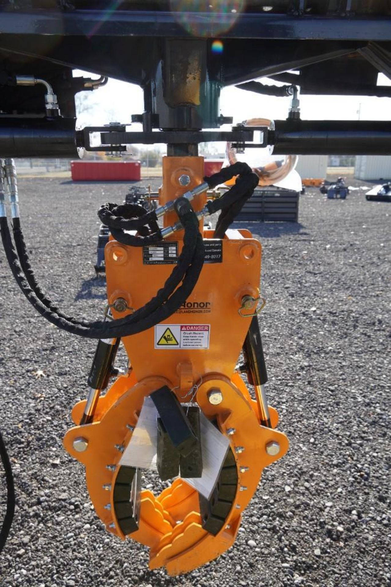 New 2023 Landhonor Skid Steer Rotating Grapple - Image 5 of 7