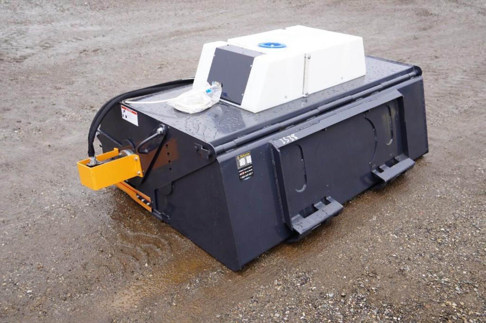 New Skid Steer Box Broom Sweeper - Image 4 of 5