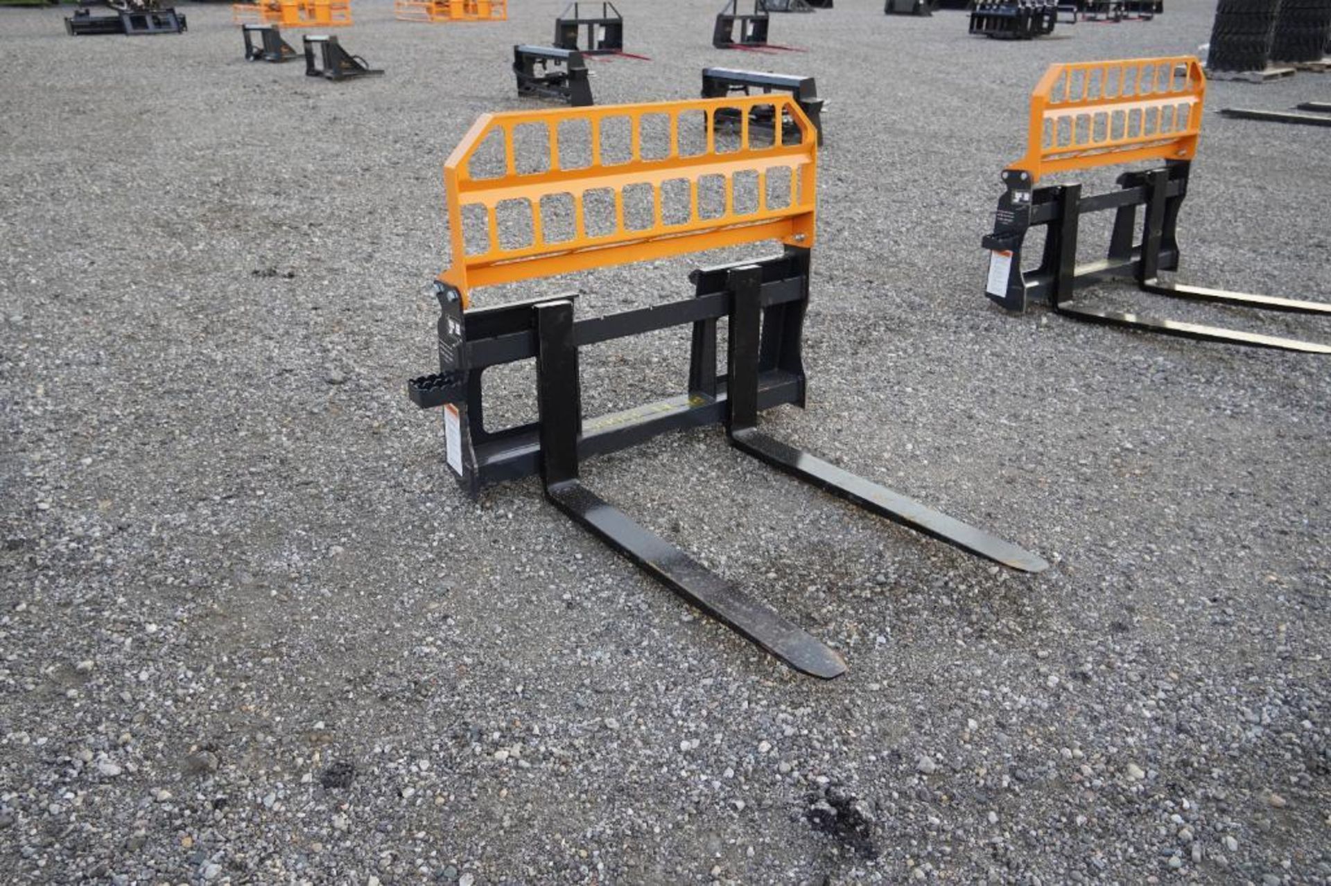 New Landhonor Skid Steer Pallet Fork - Image 2 of 5