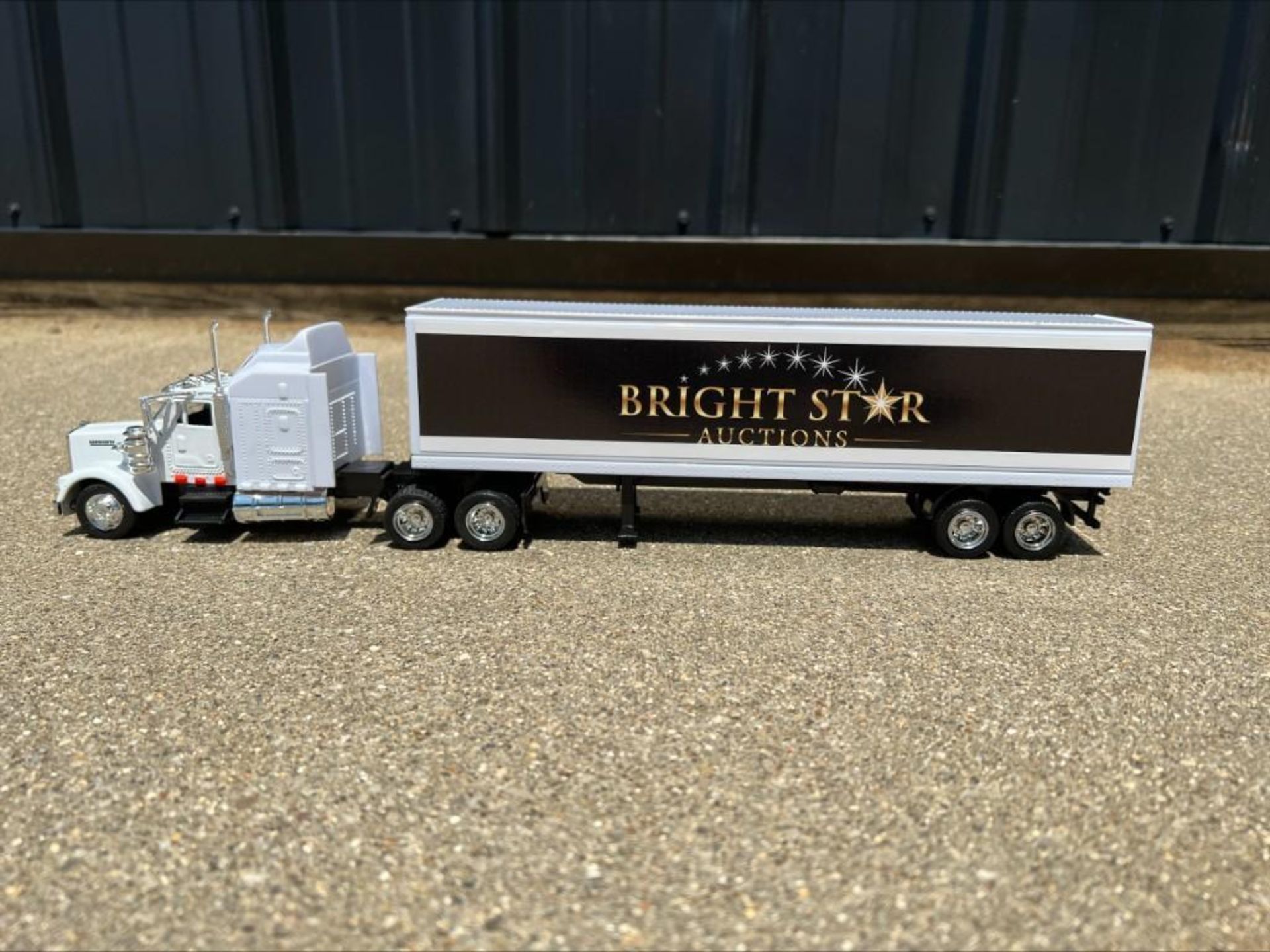 Bright Star Auctions Die-Cast with Plastic 1:43 Scale Truck Replica - Image 2 of 8