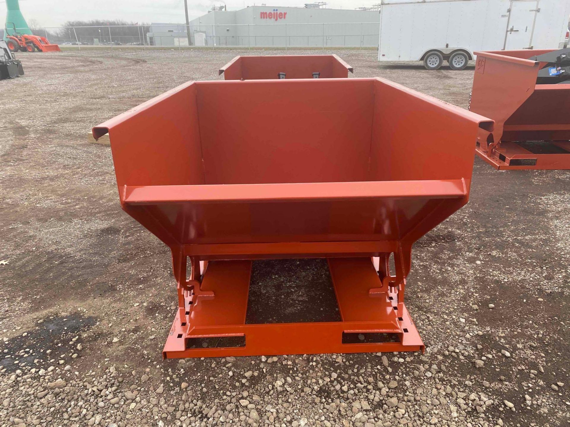 New 2 Cubic Yard Self Dumping Hopper with Fork Pockets* - Image 5 of 6