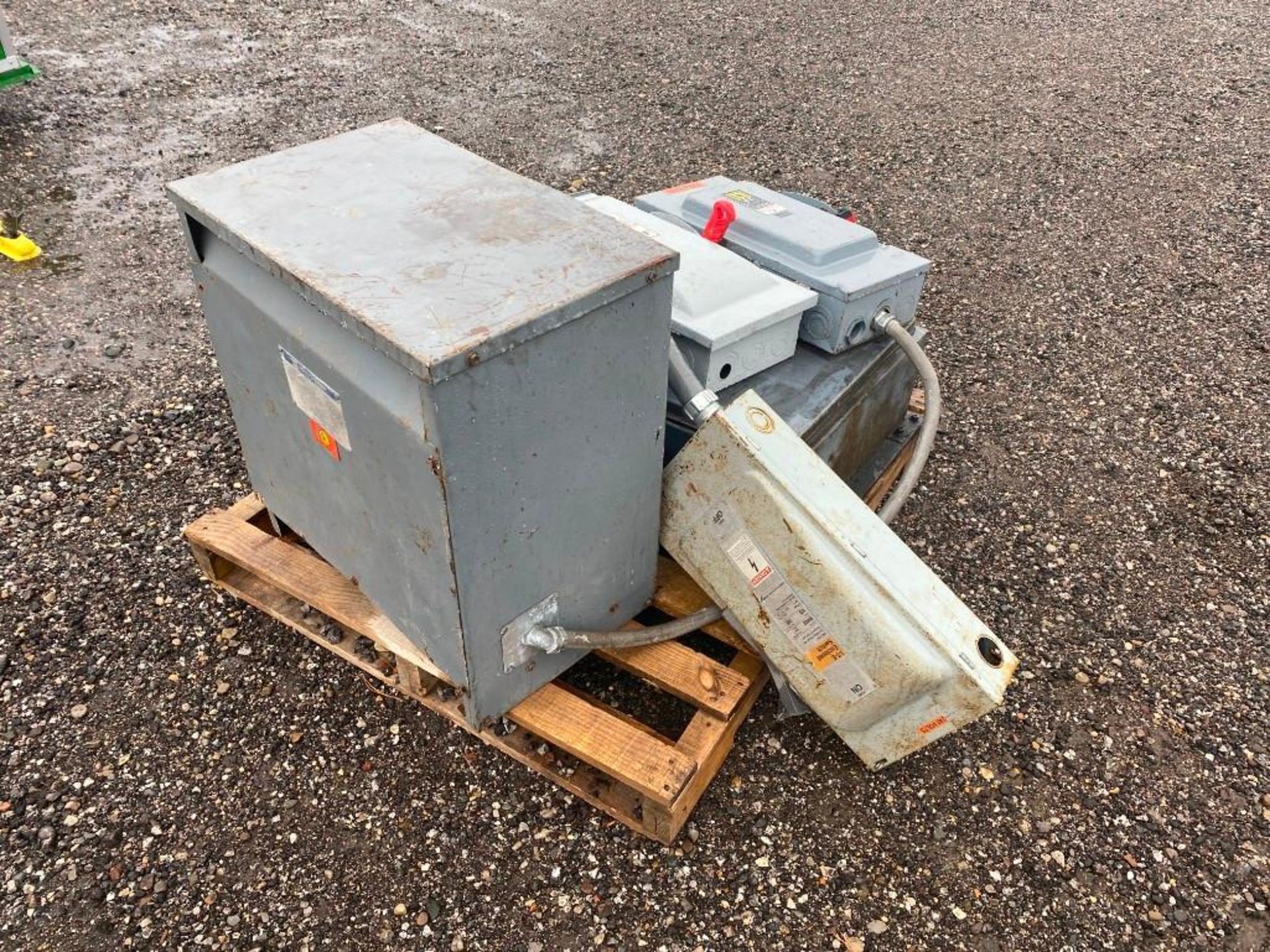 Pallet of Electrical Boxes - Image 2 of 4