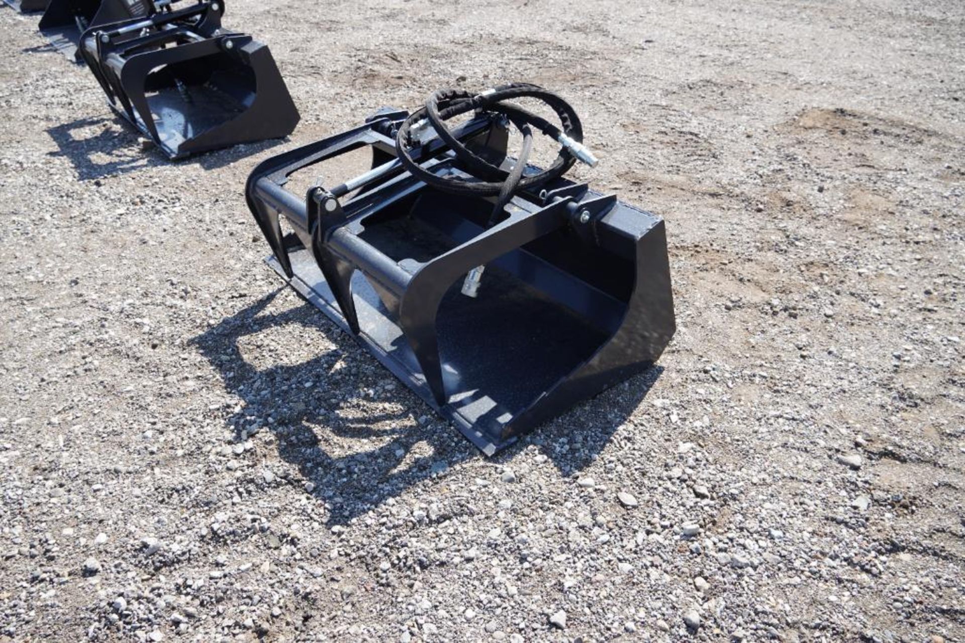 New Mini Skid Steer Wolverine Stump Grapple Attachment - Image 2 of 5