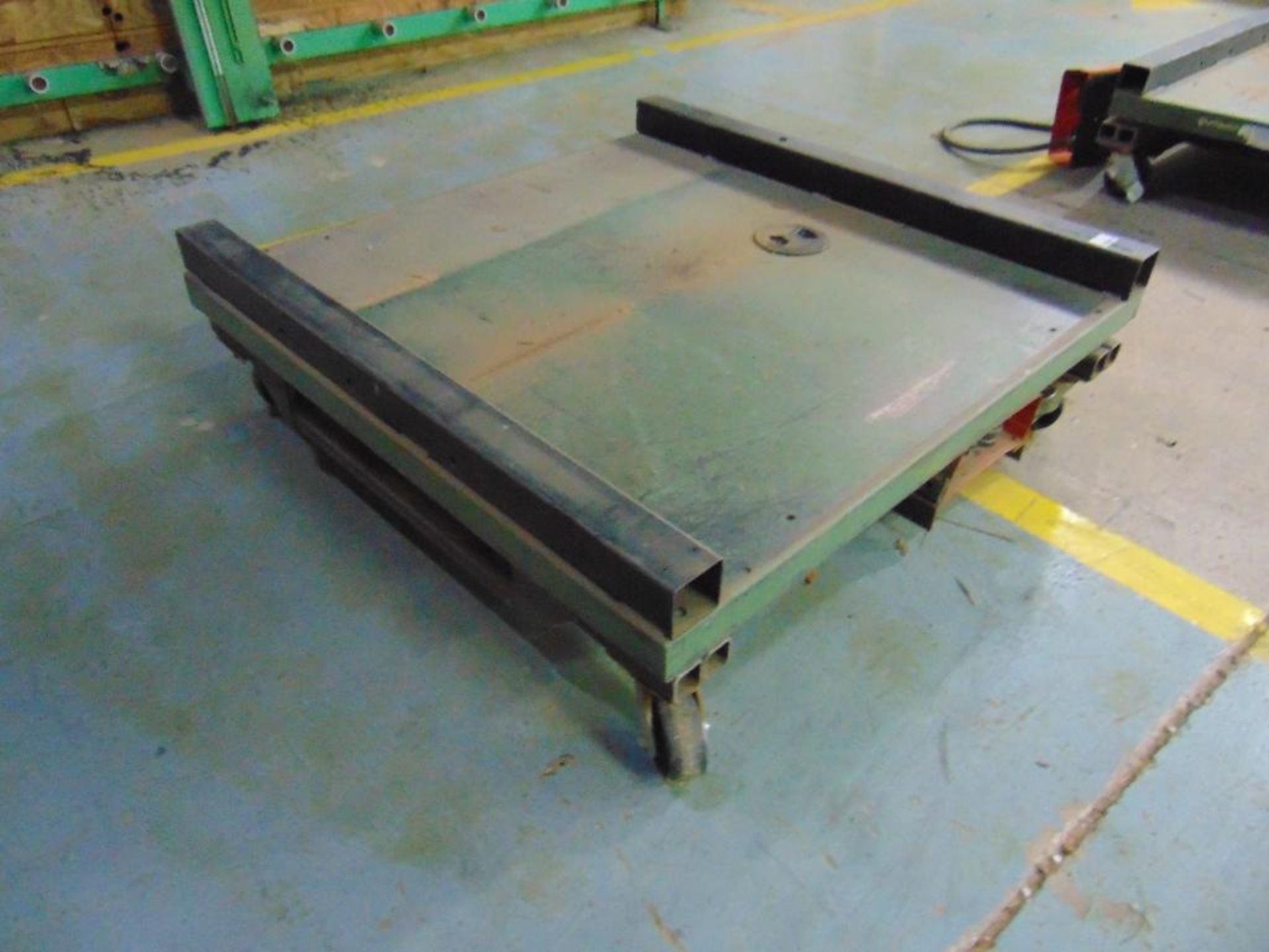 Lift Table - Image 4 of 4