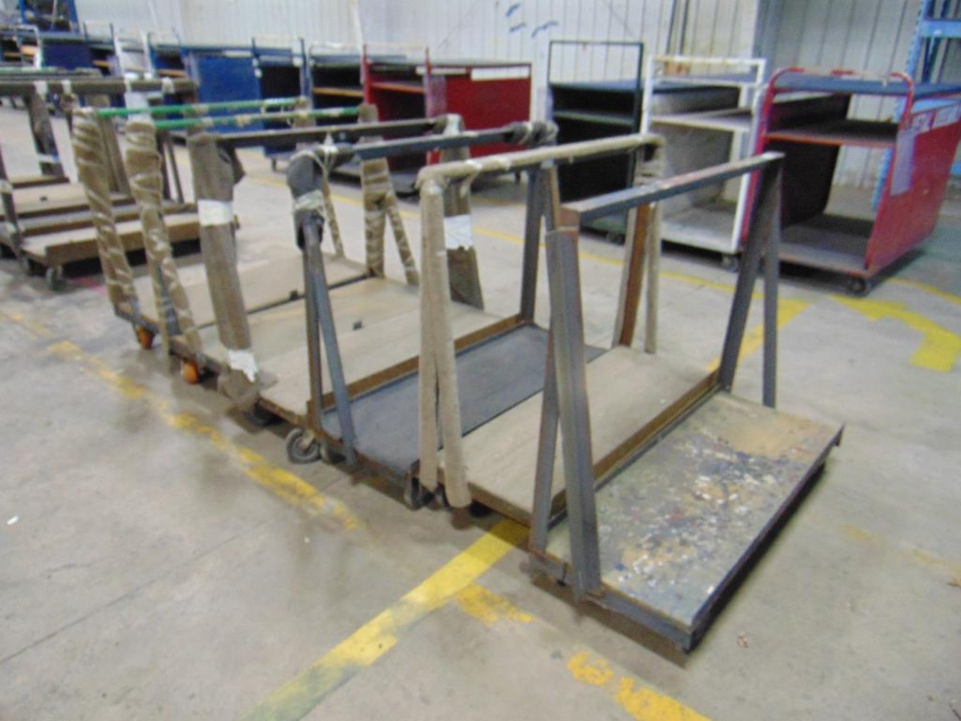 6 Rolling Racks - Image 4 of 4