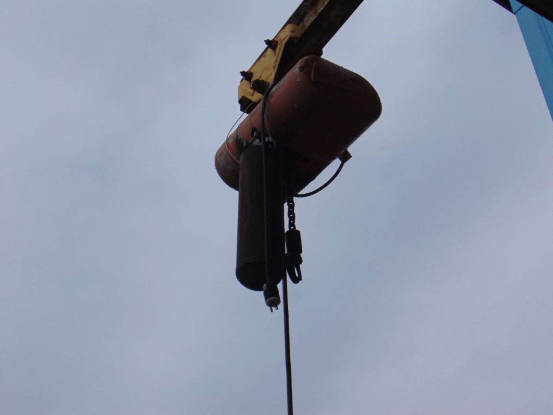 Hoist and Track System* - Image 3 of 3