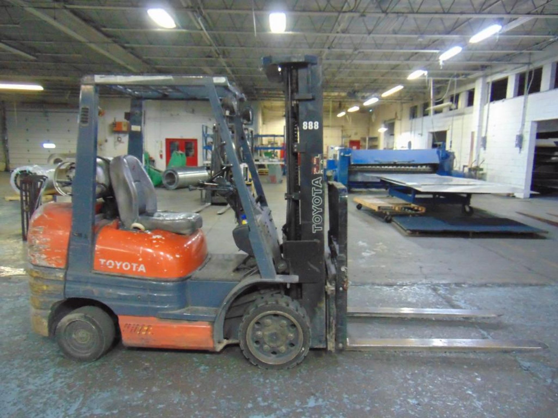 Toyota 52-6FGCU30 Forklift - Image 3 of 18