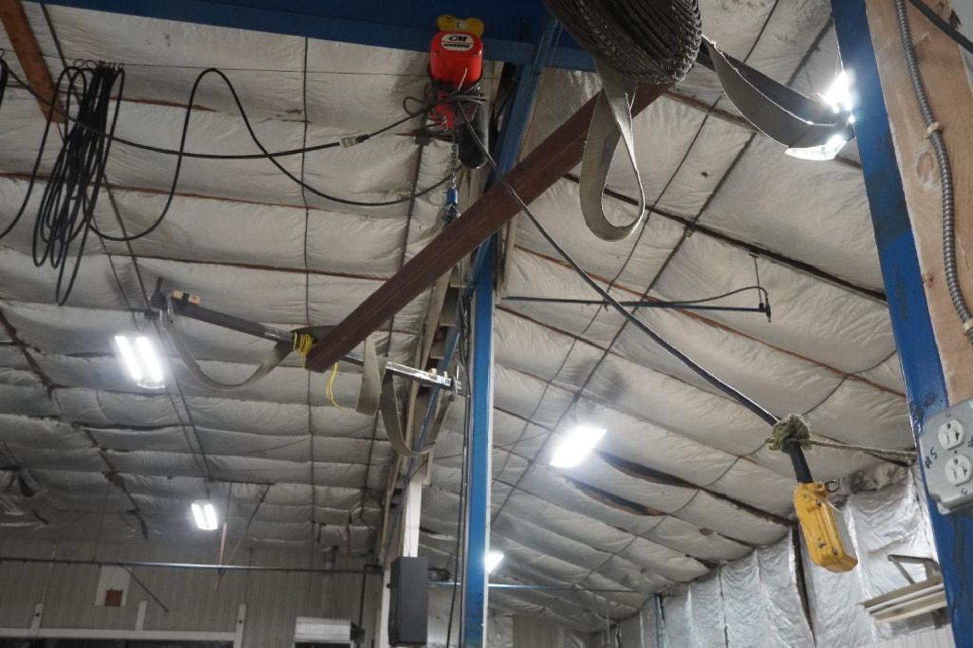 Ceiling Hoist System - Image 11 of 12