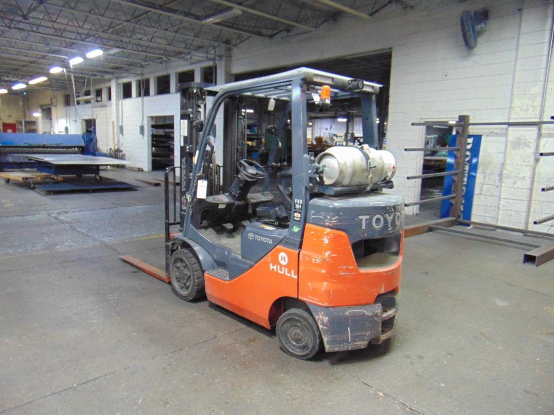 Toyota 8FGCU25 Forklift - Image 8 of 16