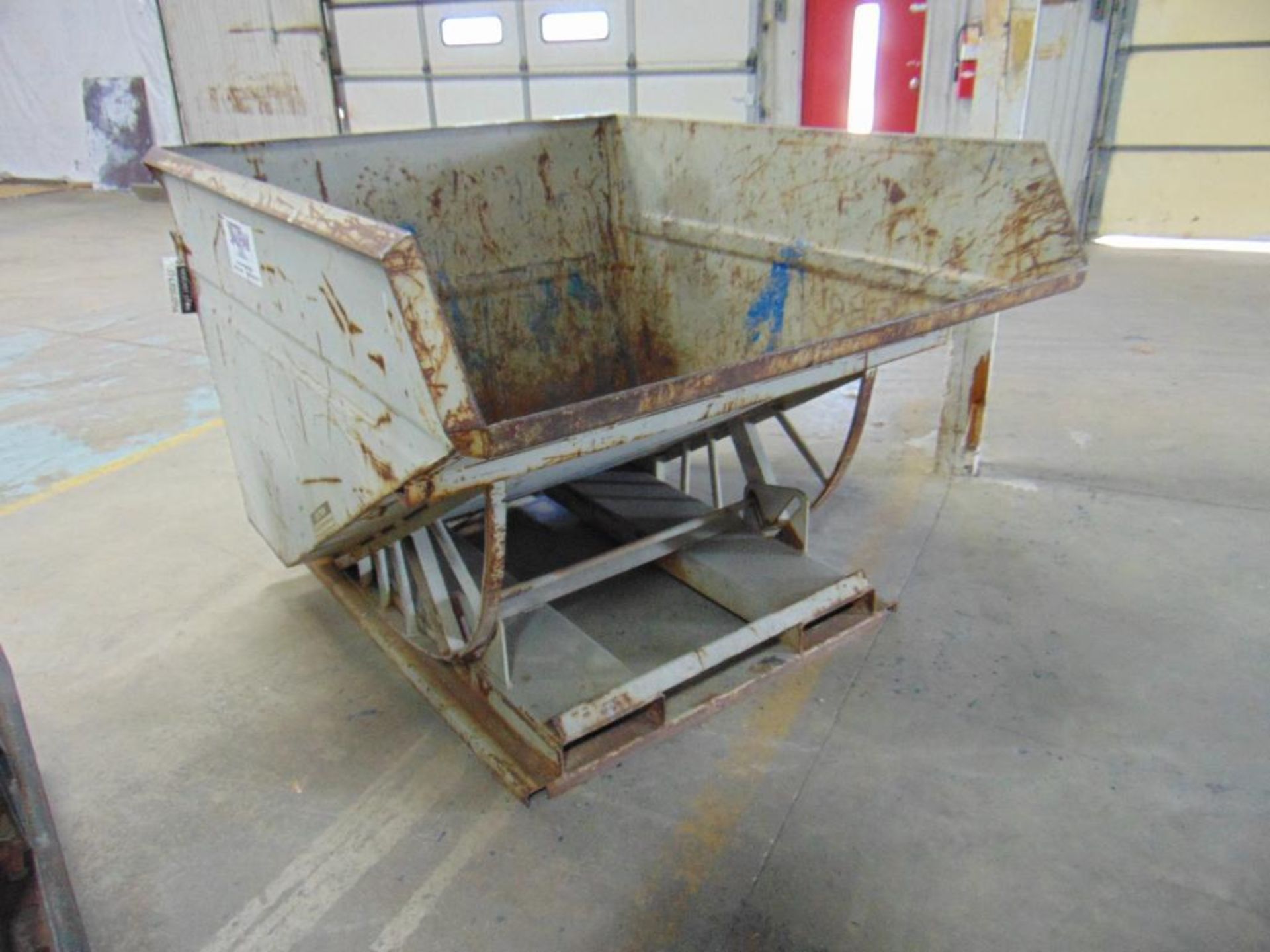 2 Yard Self Dumping Hopper* - Image 4 of 5