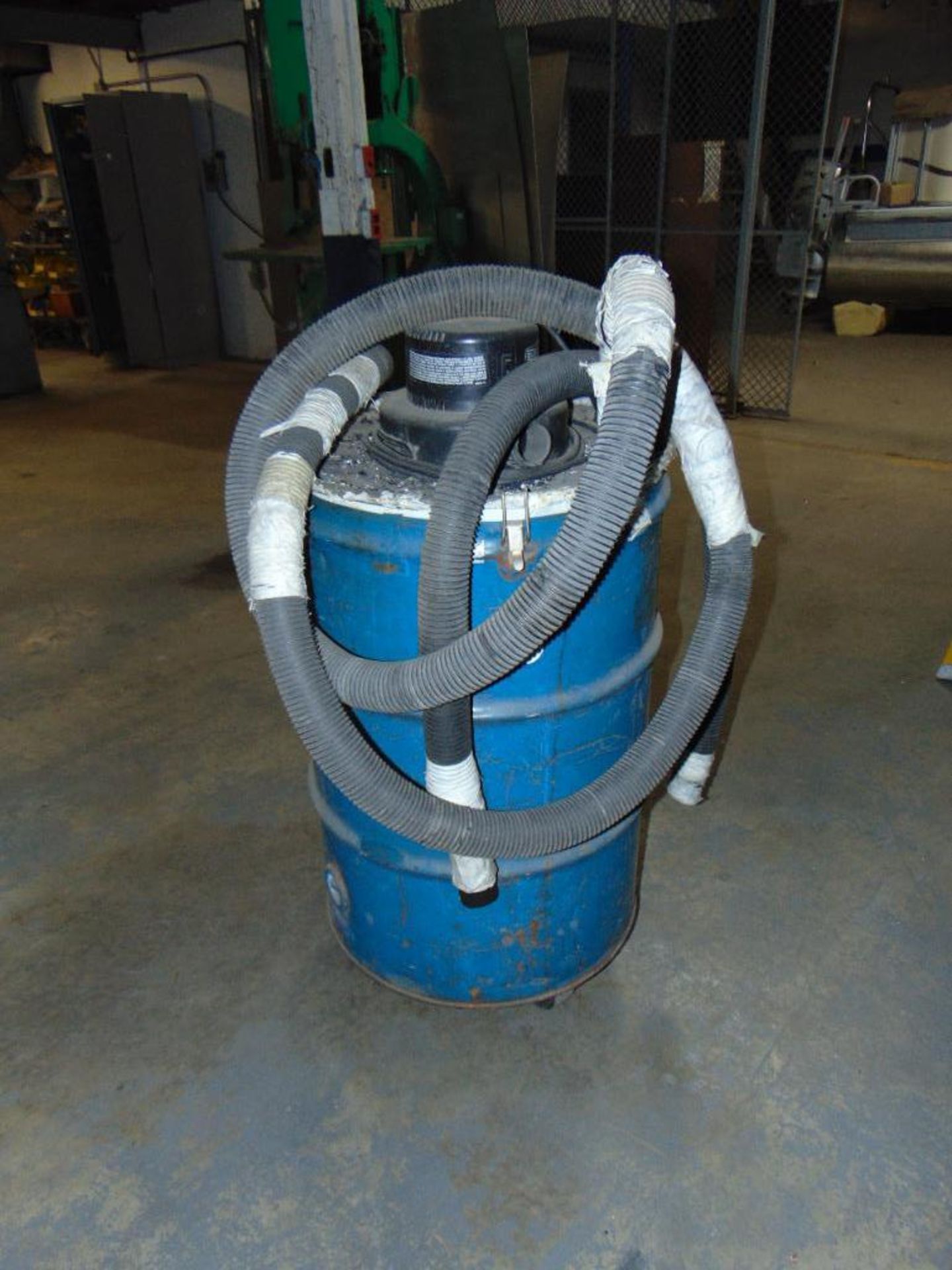 Dayton 55 Gallon Vacuum* - Image 2 of 3