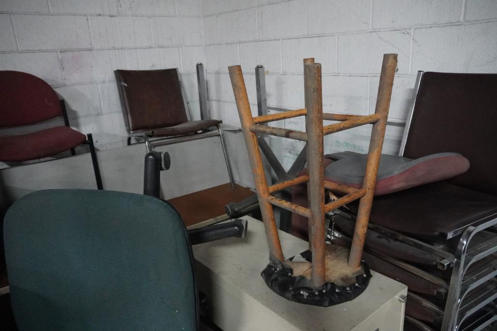 Assorted Desks and Chairs - Image 5 of 5