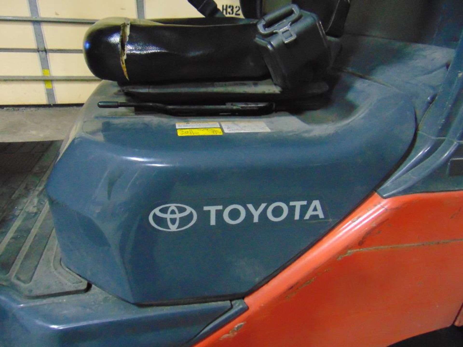 Toyota 8FGCU25 Forklift - Image 11 of 17