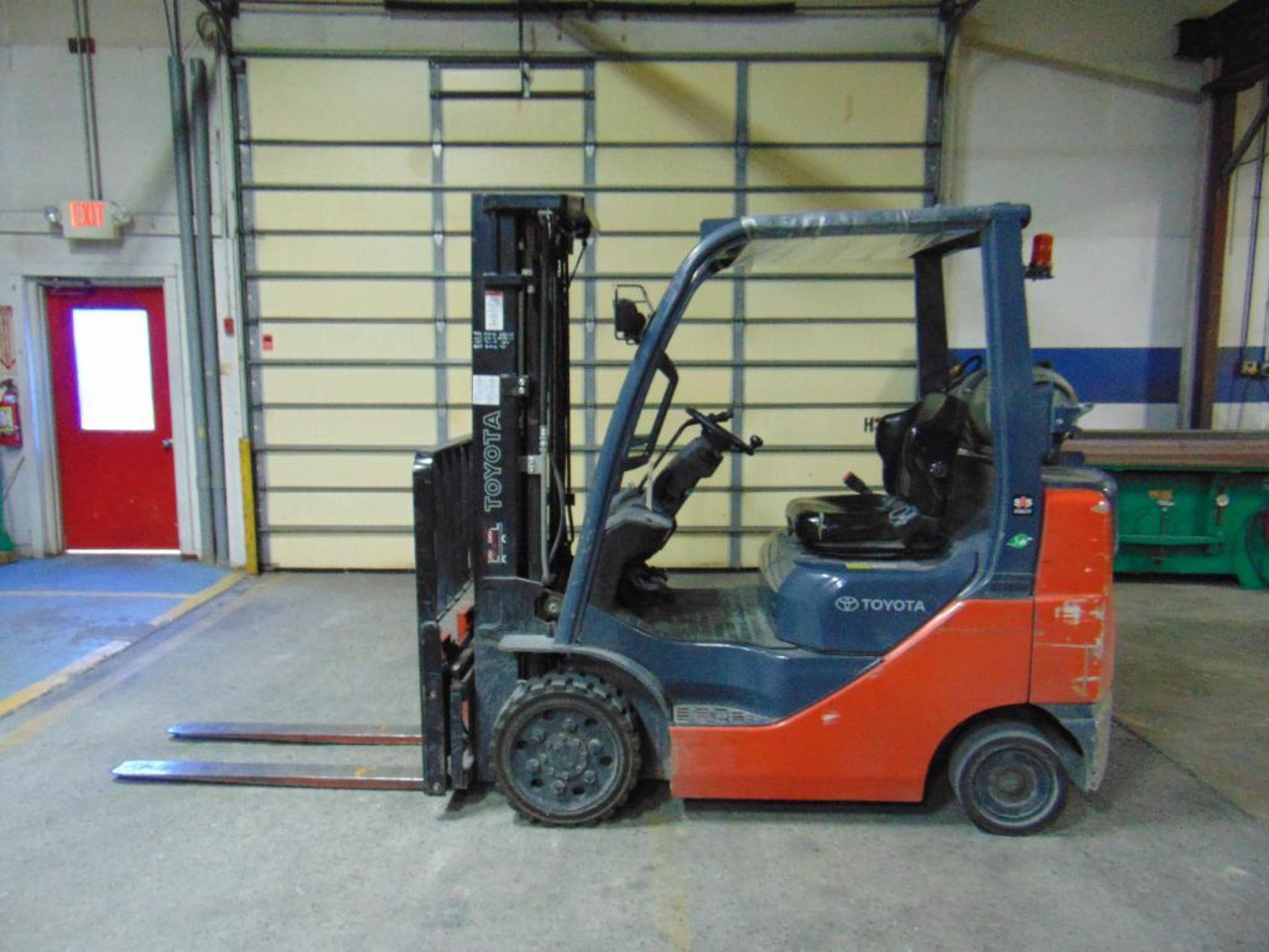 Toyota 8FGCU25 Forklift - Image 2 of 17