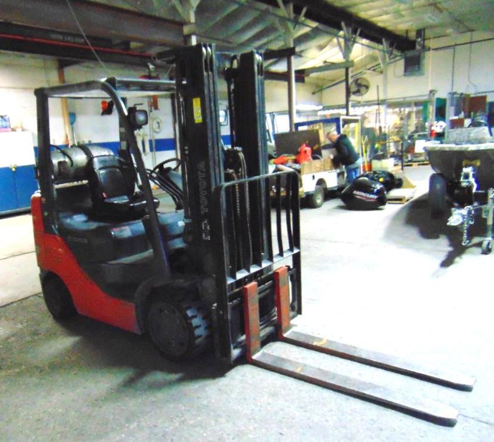 Toyota 8FGCU25 Forklift - Image 3 of 17