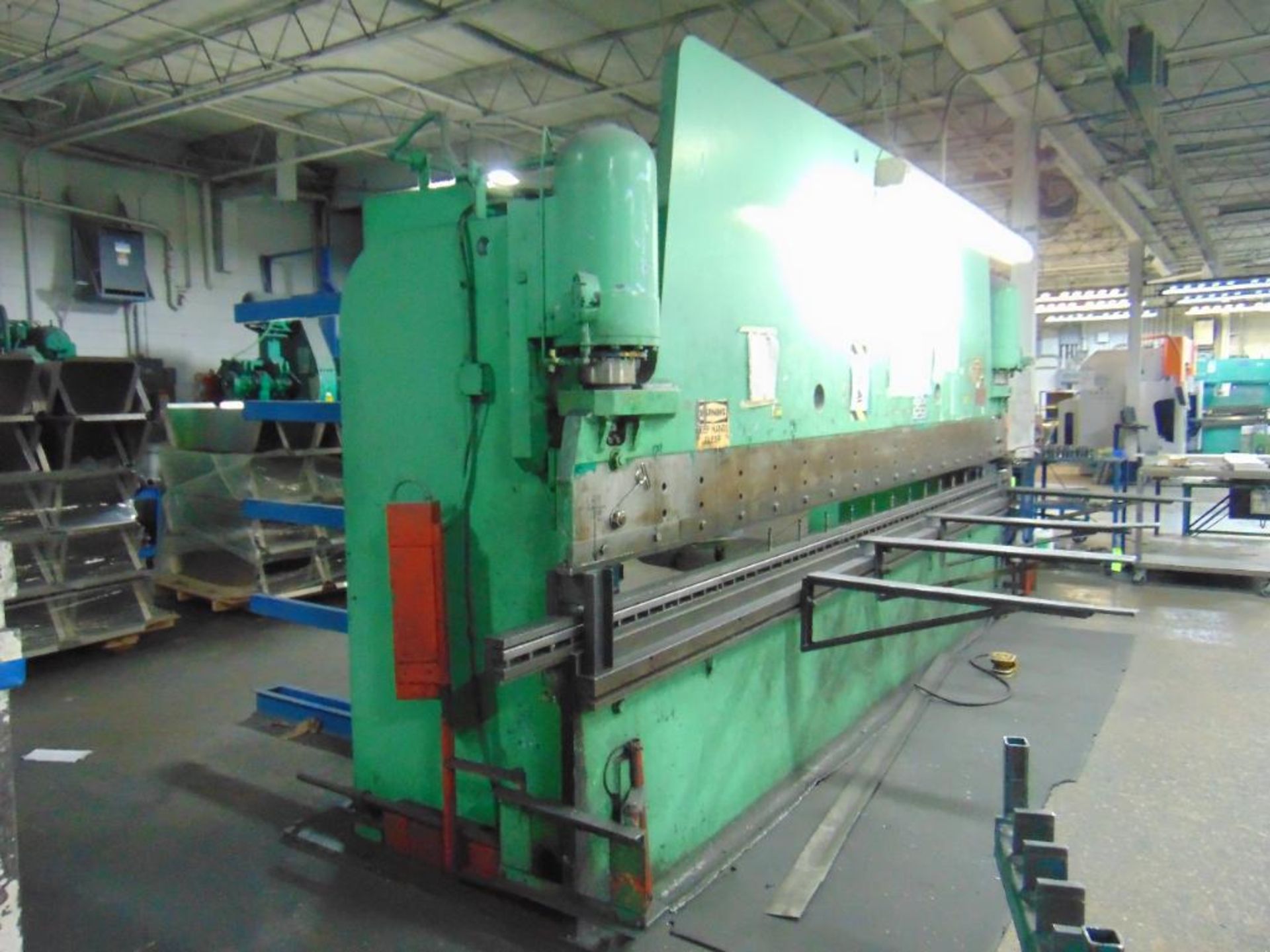 Pacific Model 150/18 150 Ton Hydraulic Press - Image 4 of 9