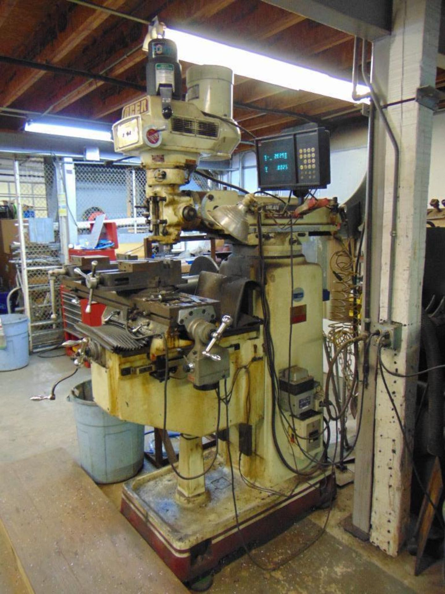 Acer 3VK11 Ultima Milling Machine