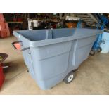 Rubbermaid Utility Cart