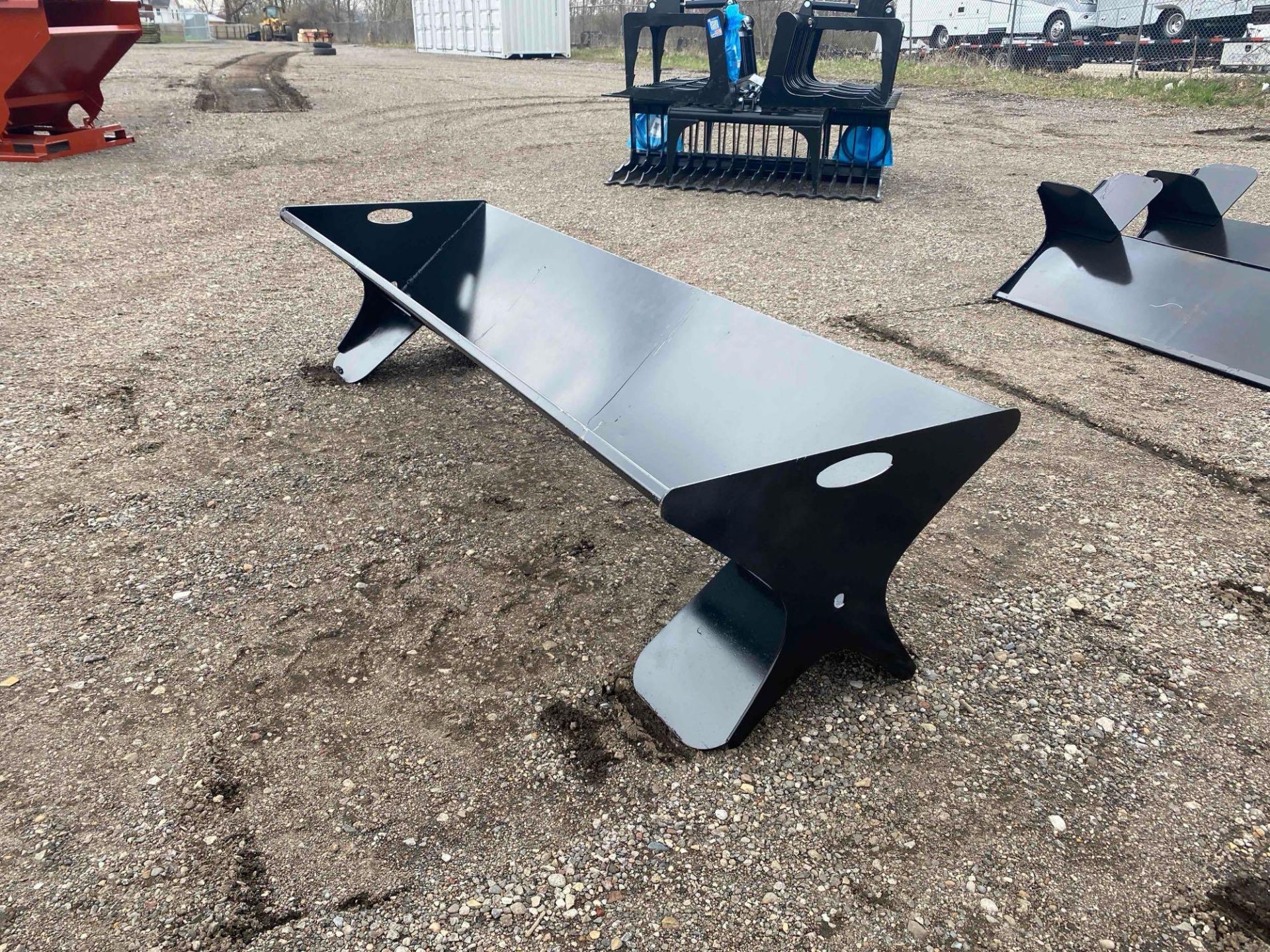 New Heavy Duty 90" Cattle Feeder