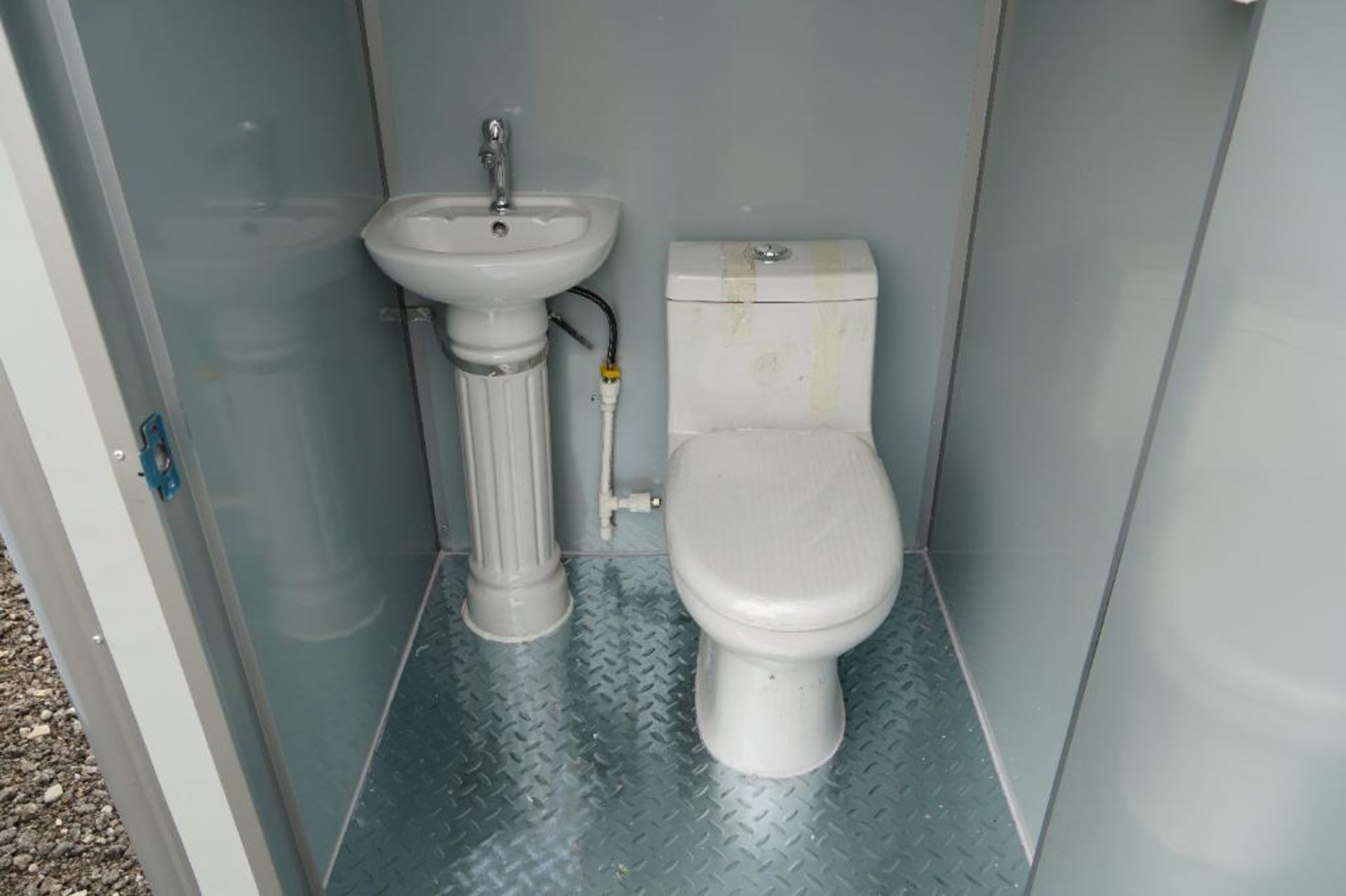 New 2024 HOS Portable Toilet - Image 4 of 6