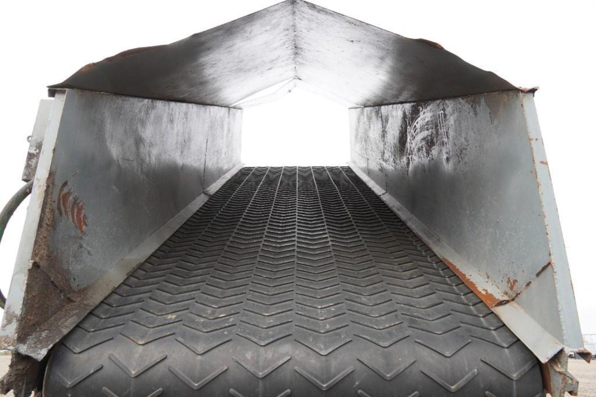 Enclosed Incline Belt Conveyor - Image 21 of 27