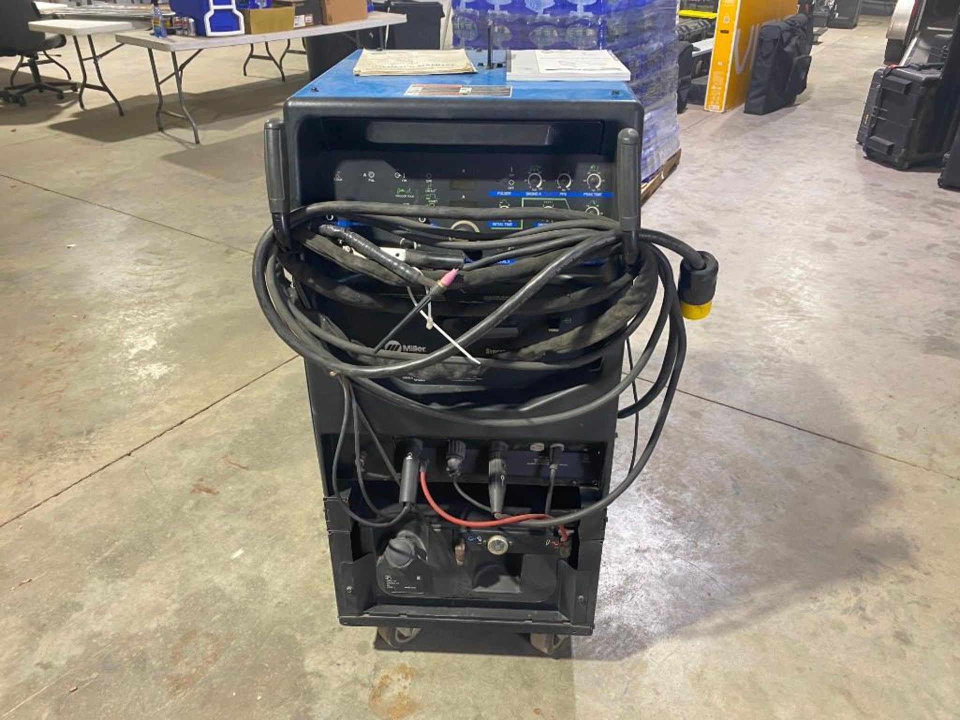 Miller Syncrowave 250 DX Welder - Image 2 of 15