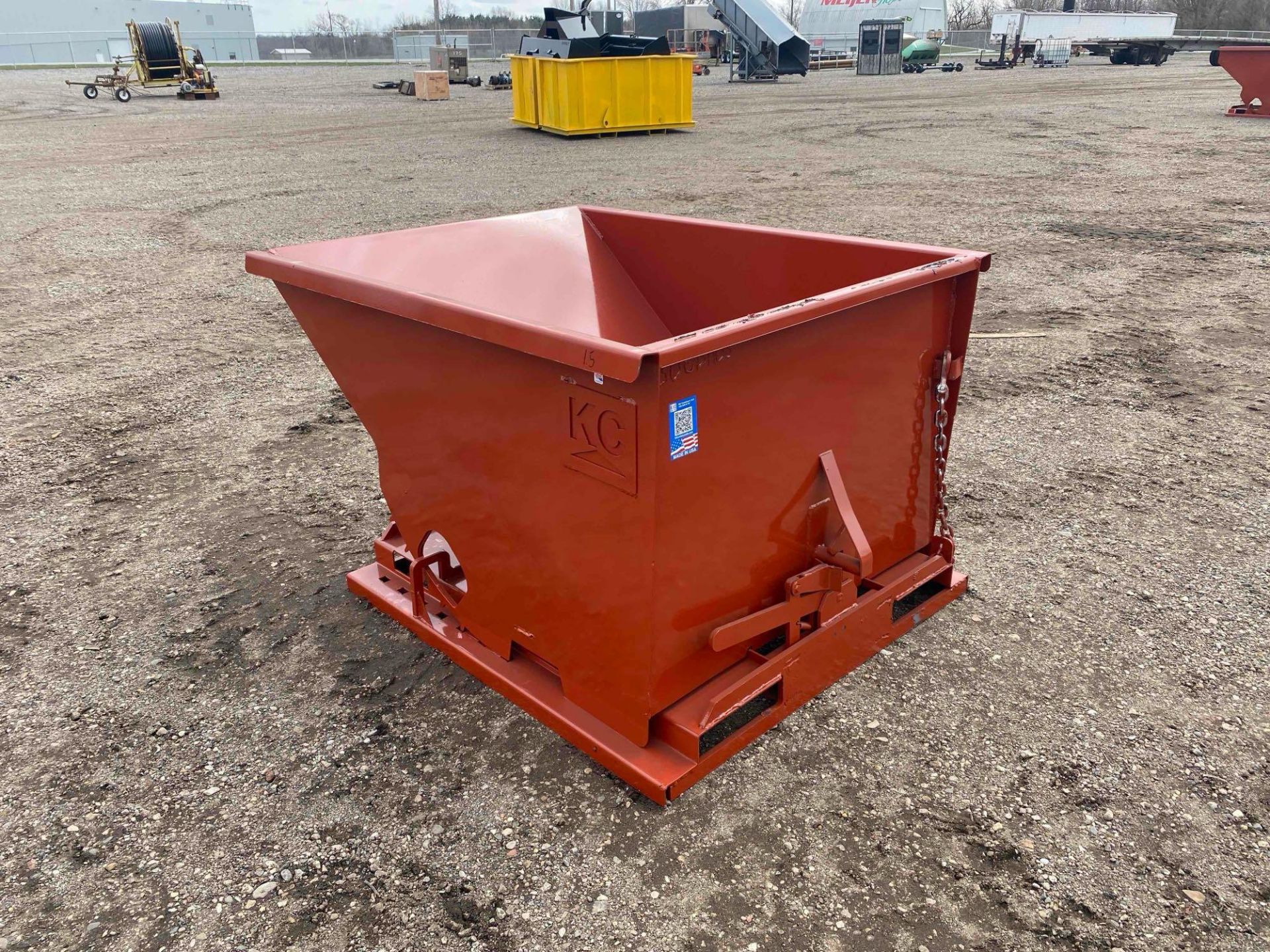 New 1.5 Cubic Yard Self Dumping Hopper with Fork Pockets - Image 6 of 7