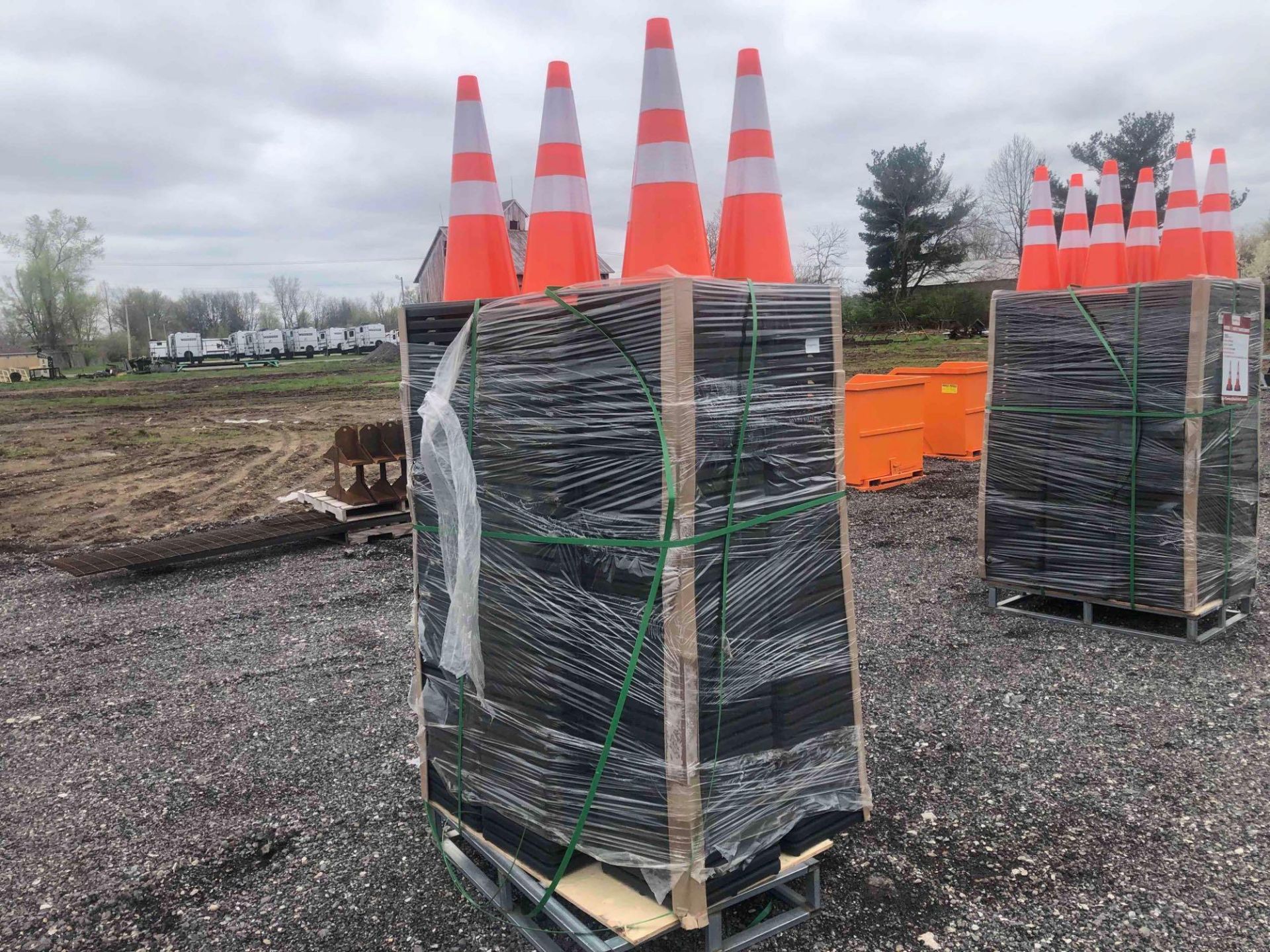 New Highway Safety Cones - Image 3 of 4