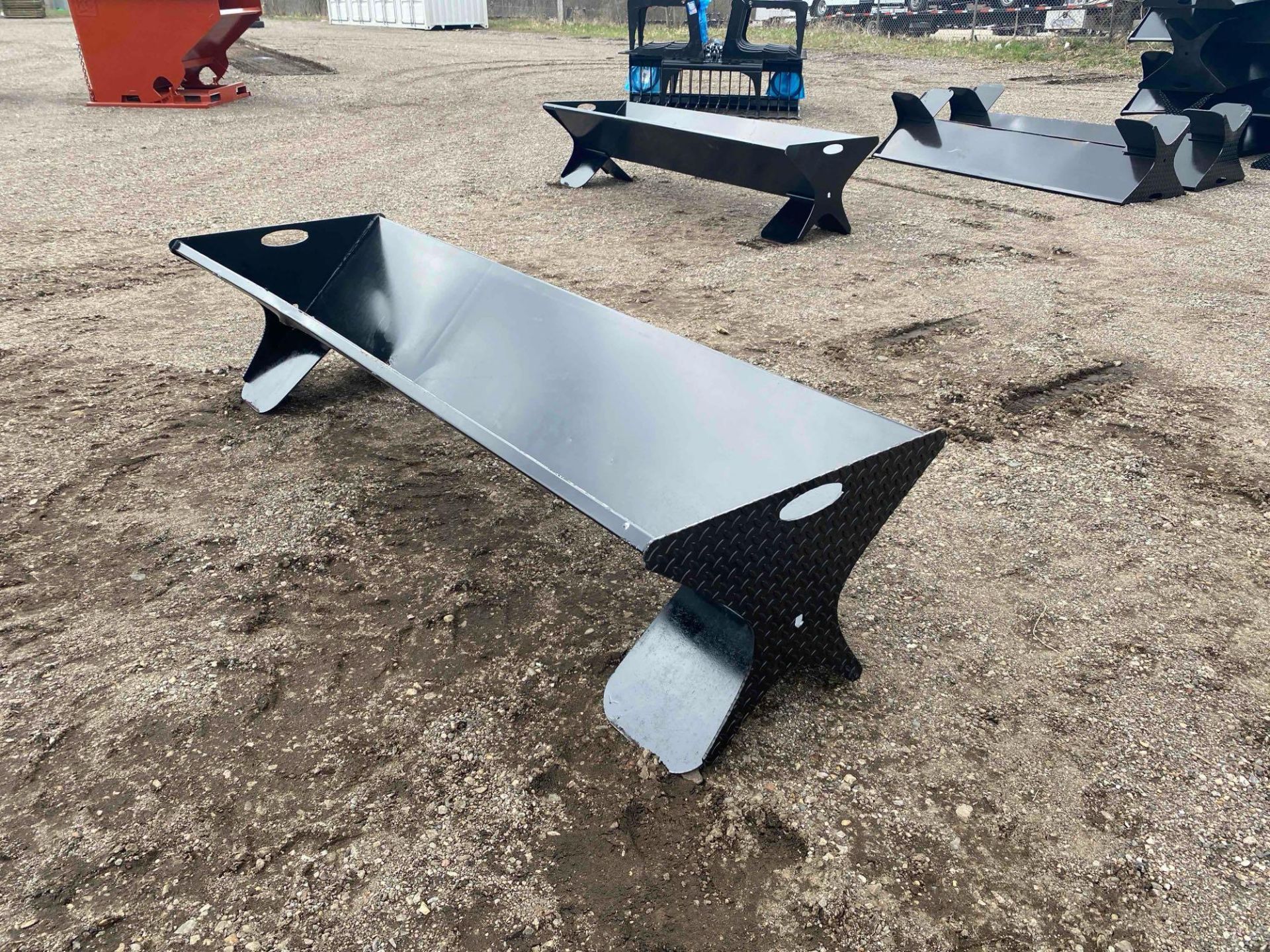 New Heavy Duty 90" Cattle Feeder - Image 2 of 5