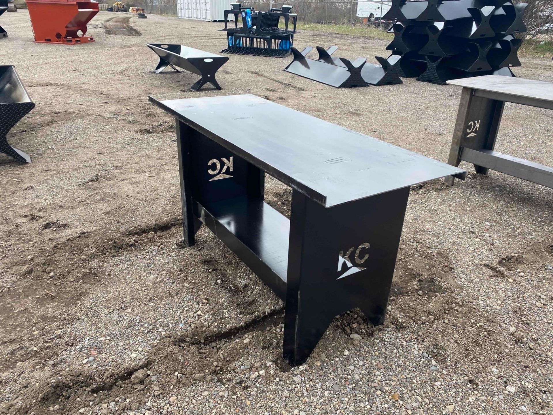 New 28'' x 60'' KC Steel Work Bench - Bild 3 aus 4