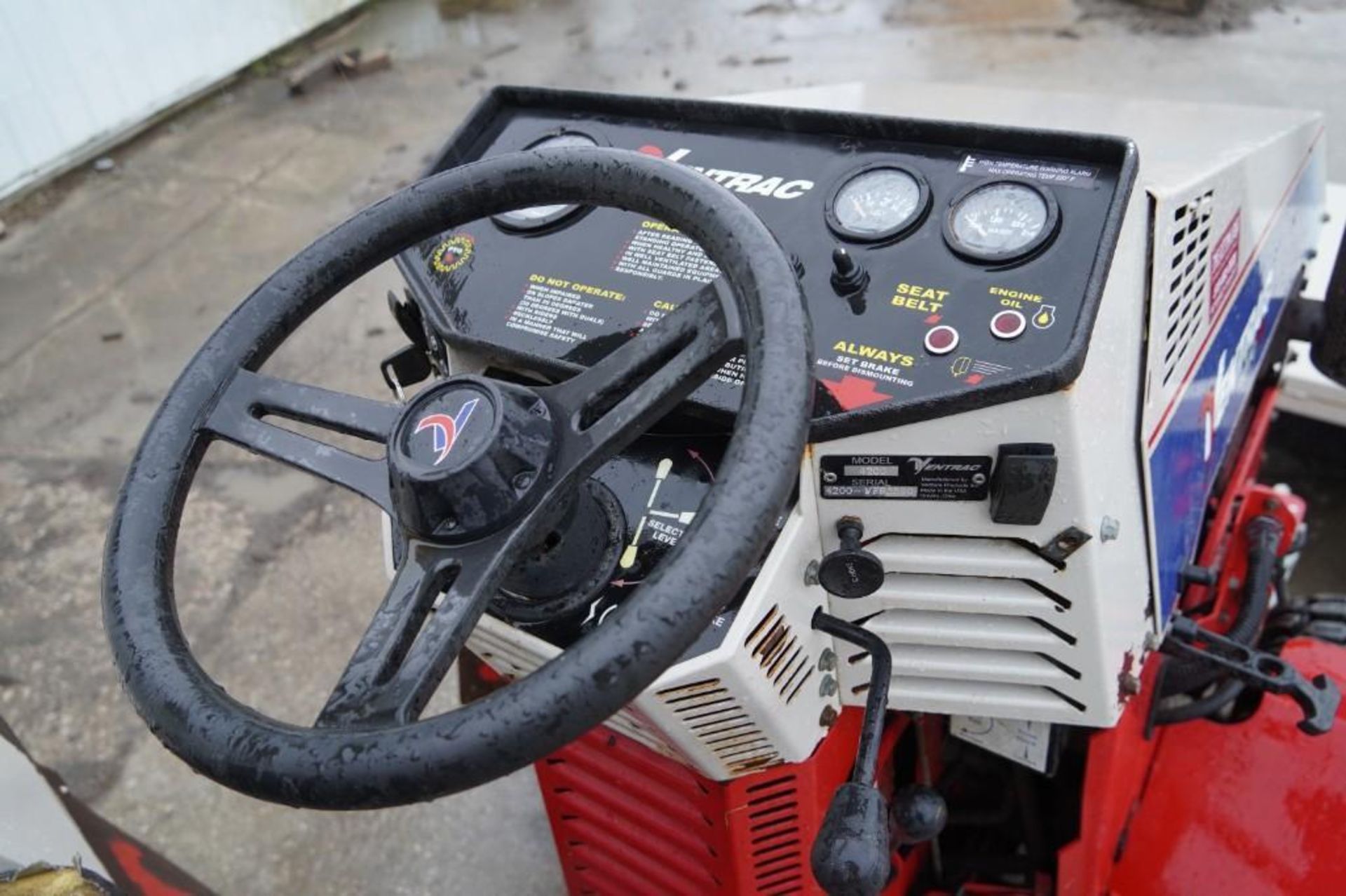 Ventrac 4200 Tractor - Image 29 of 37