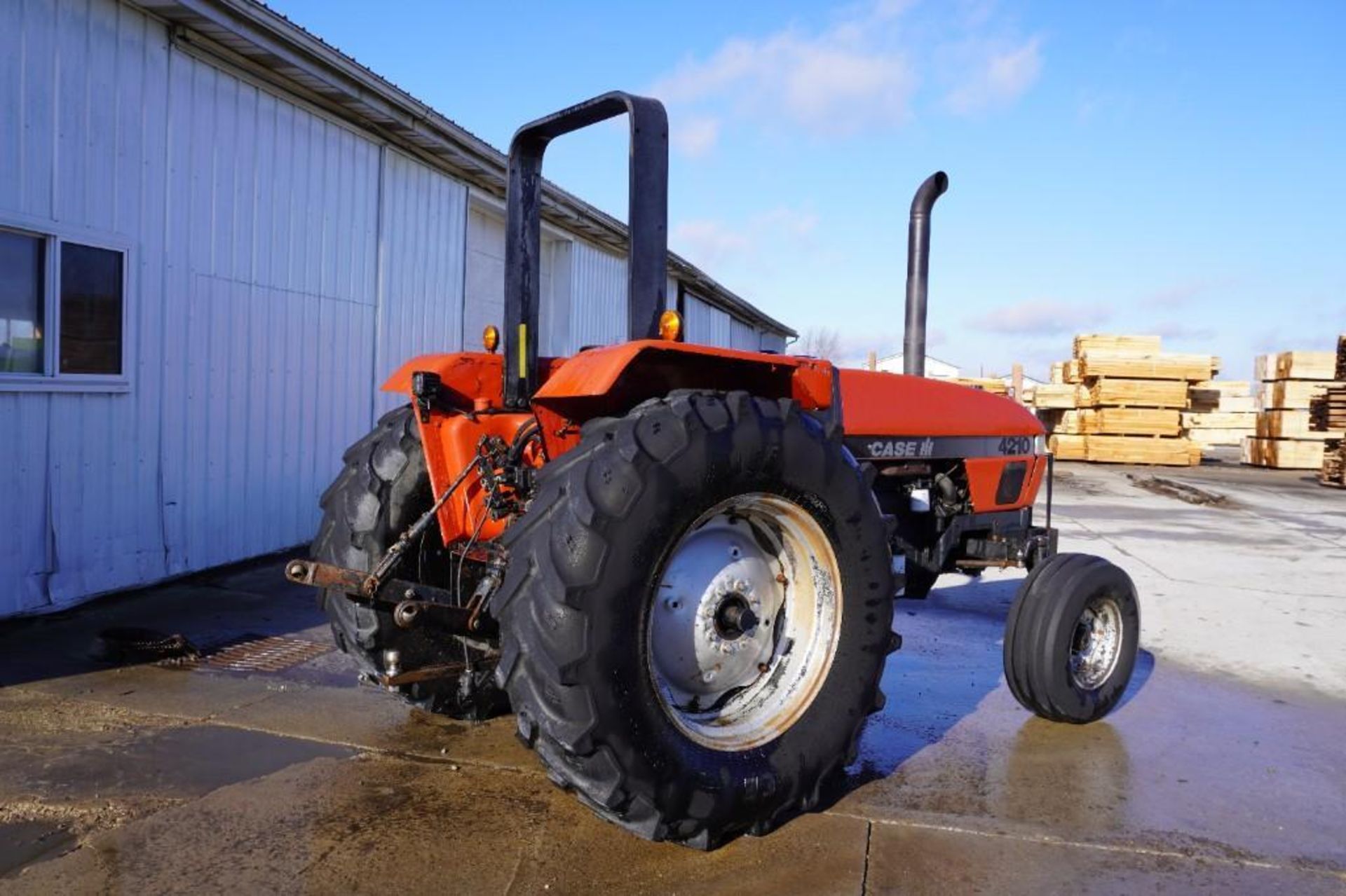 Case Tractor - Image 37 of 49