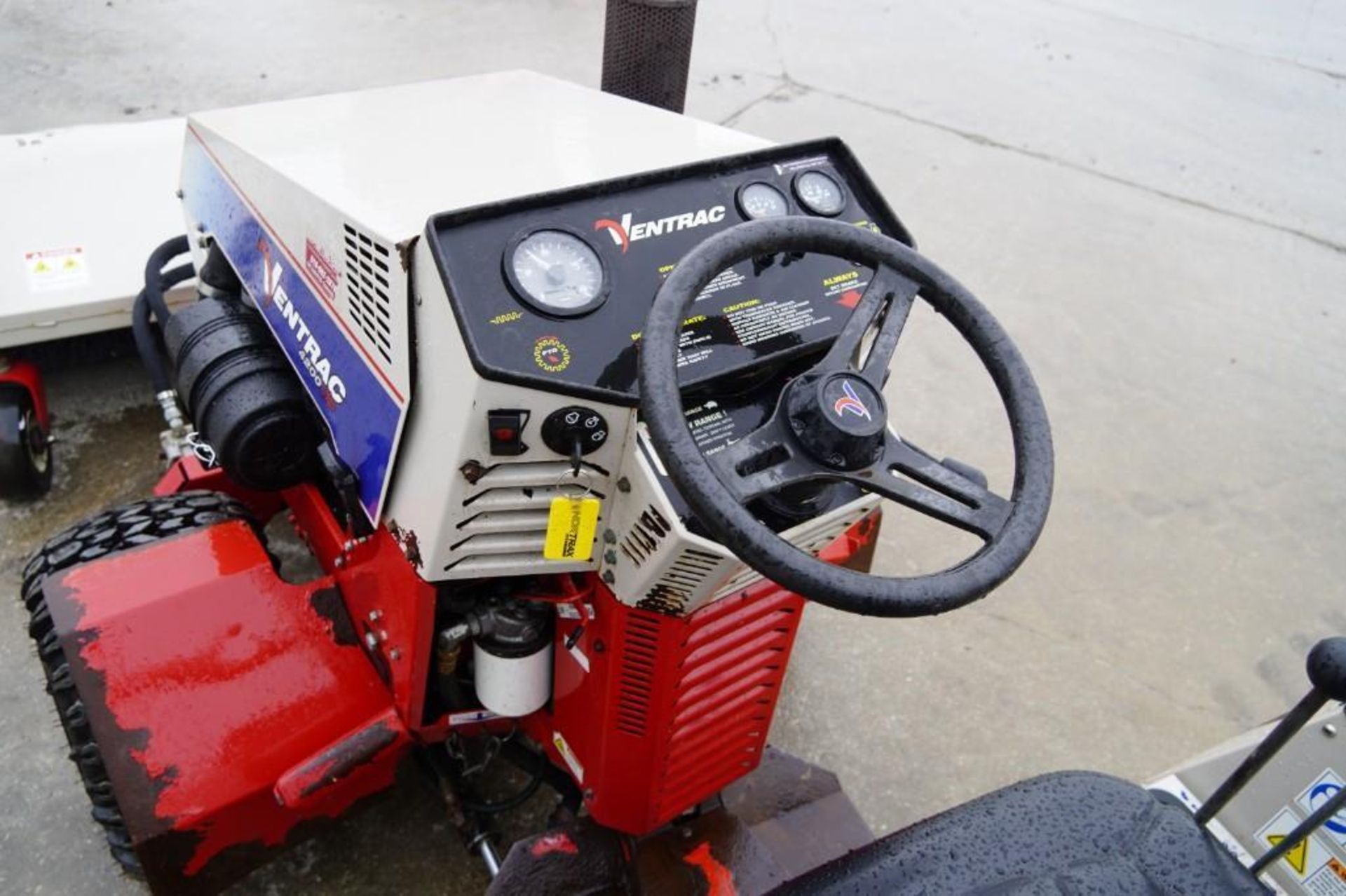 Ventrac 4200 Tractor - Image 6 of 37