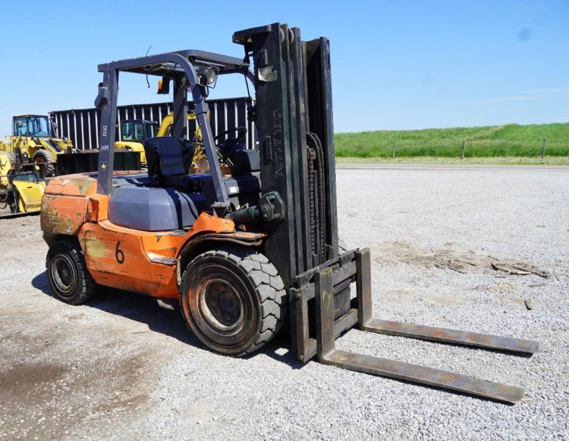 Toyota 7FDU45 Forklift* - Image 6 of 48