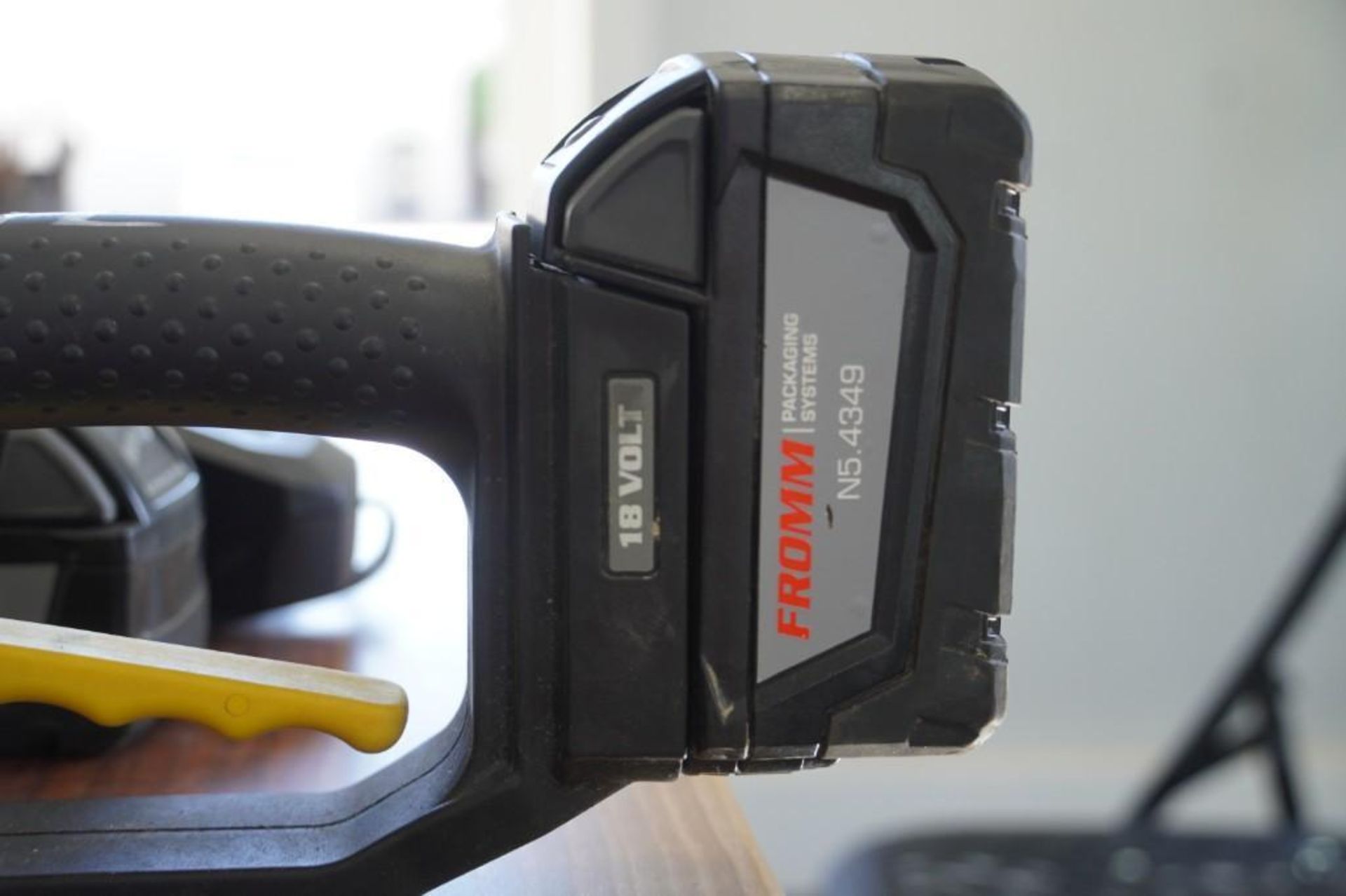 Fromm Cordless Strapping Tool - Image 5 of 8