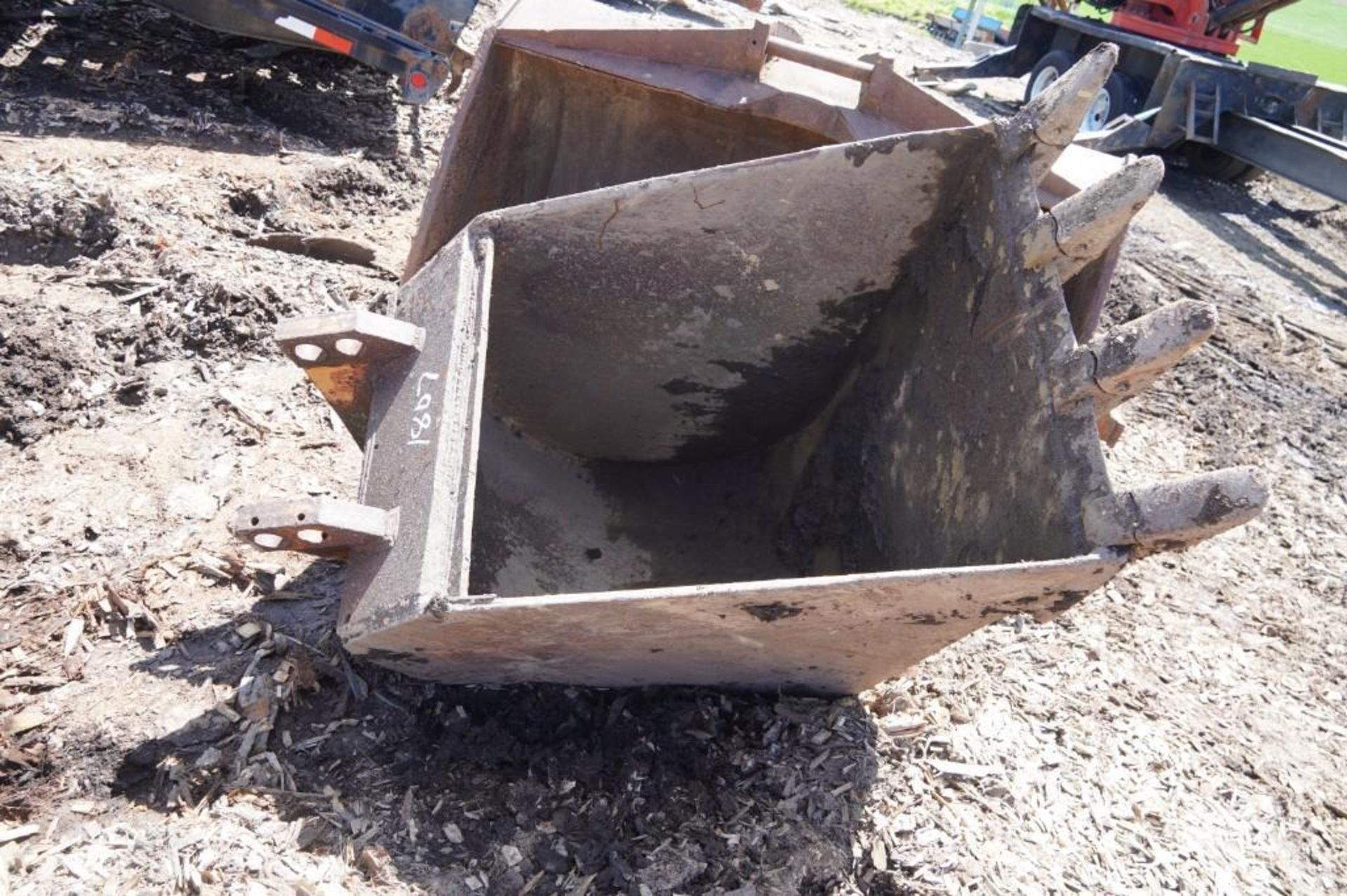 Excavator Bucket - Image 3 of 7