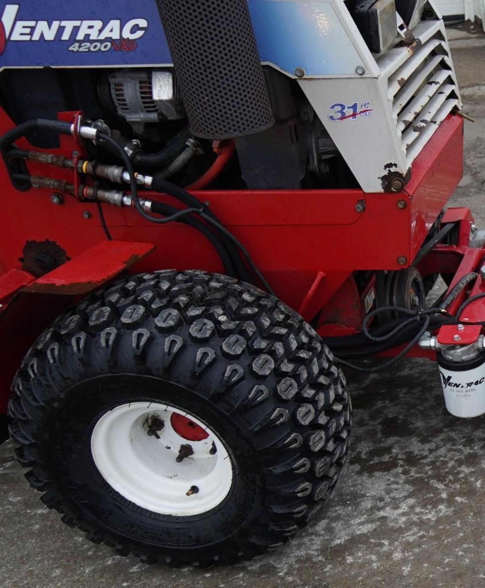 Ventrac 4200 Tractor - Image 14 of 37