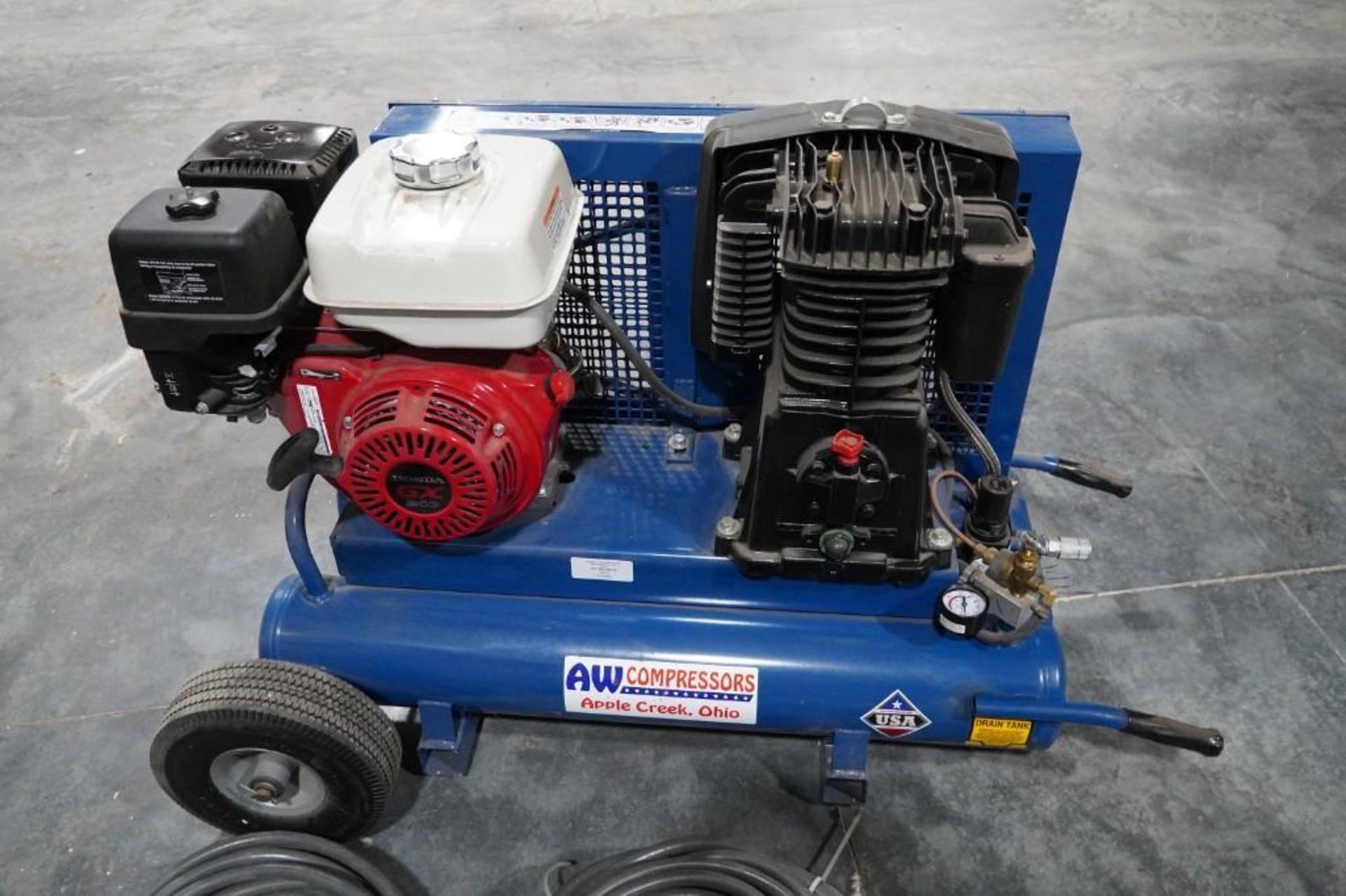 AW Air Compressor - Image 5 of 15