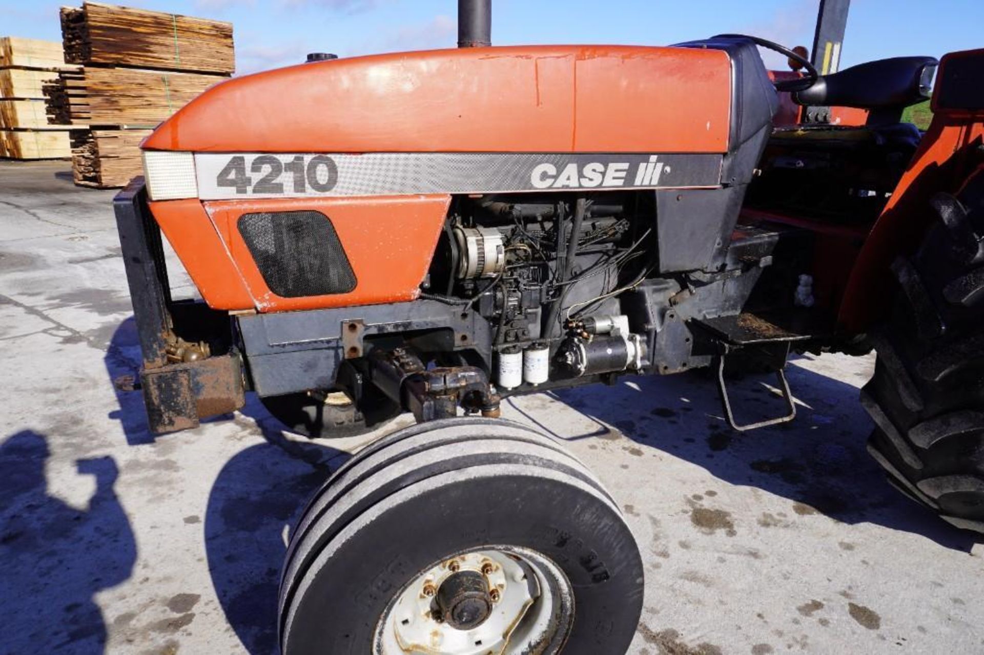 Case Tractor - Image 35 of 49