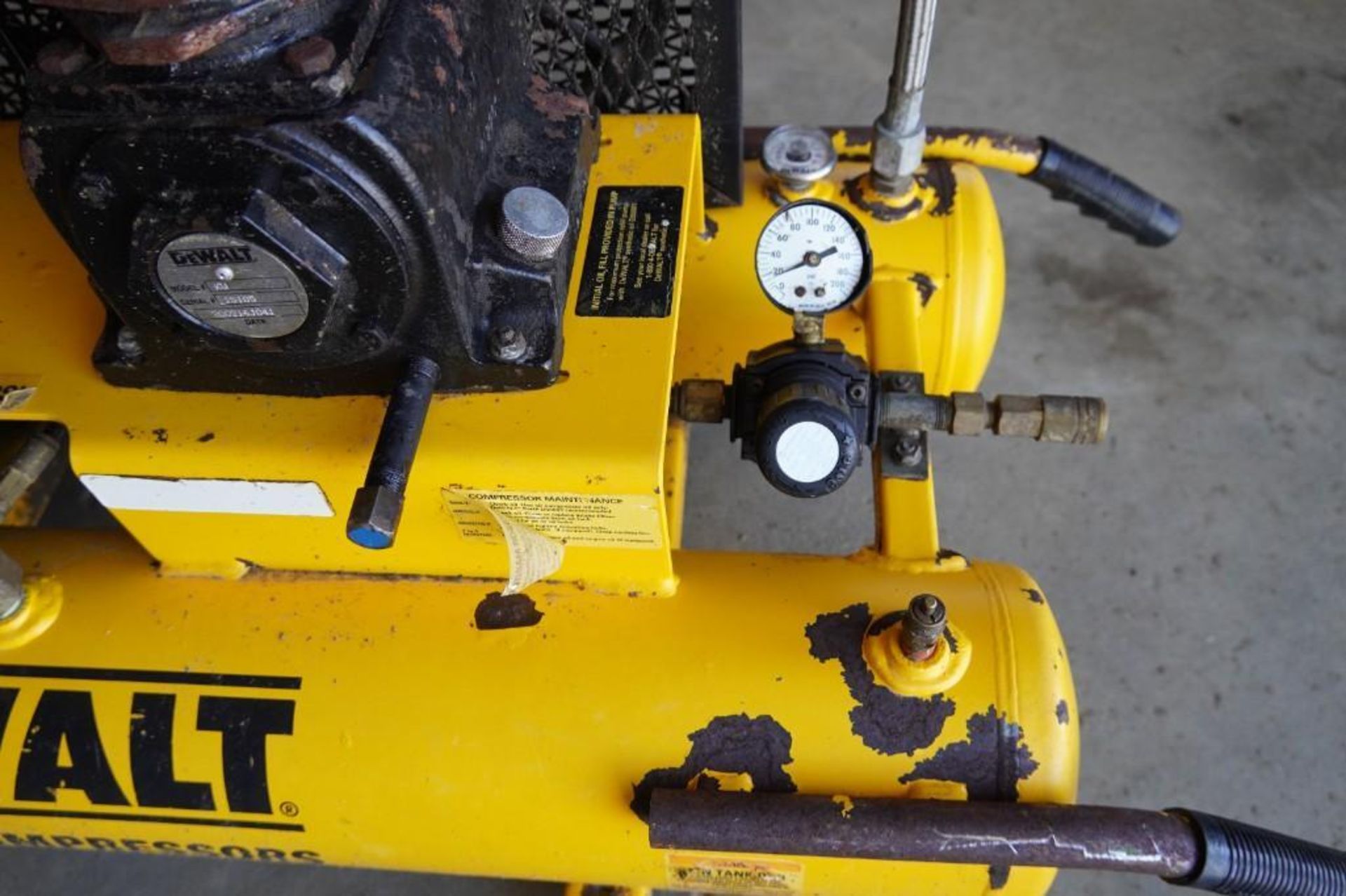 DeWalt Air Compressor - Image 8 of 9