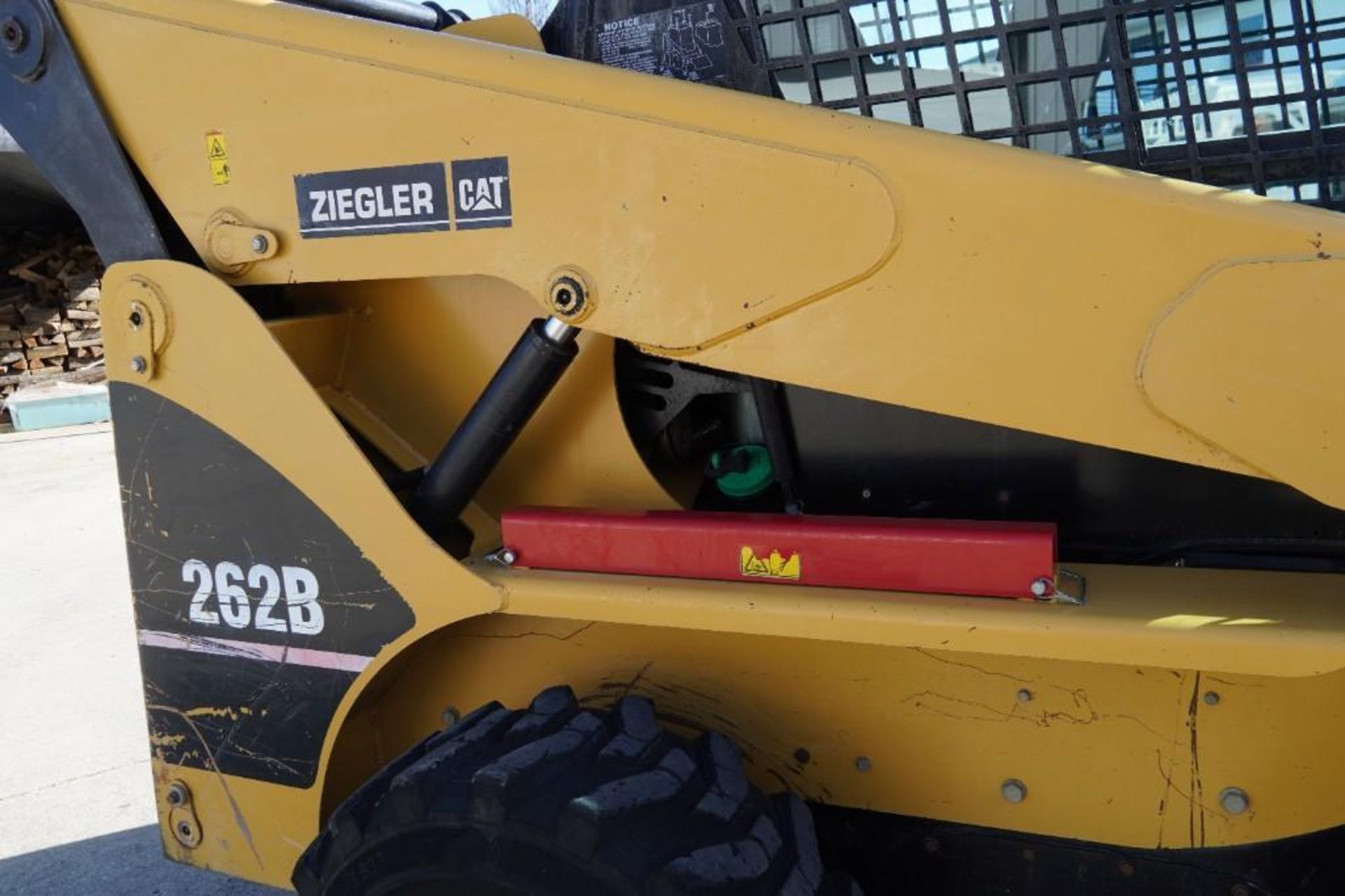 2004 Cat 262B Skid Steer - Image 39 of 50