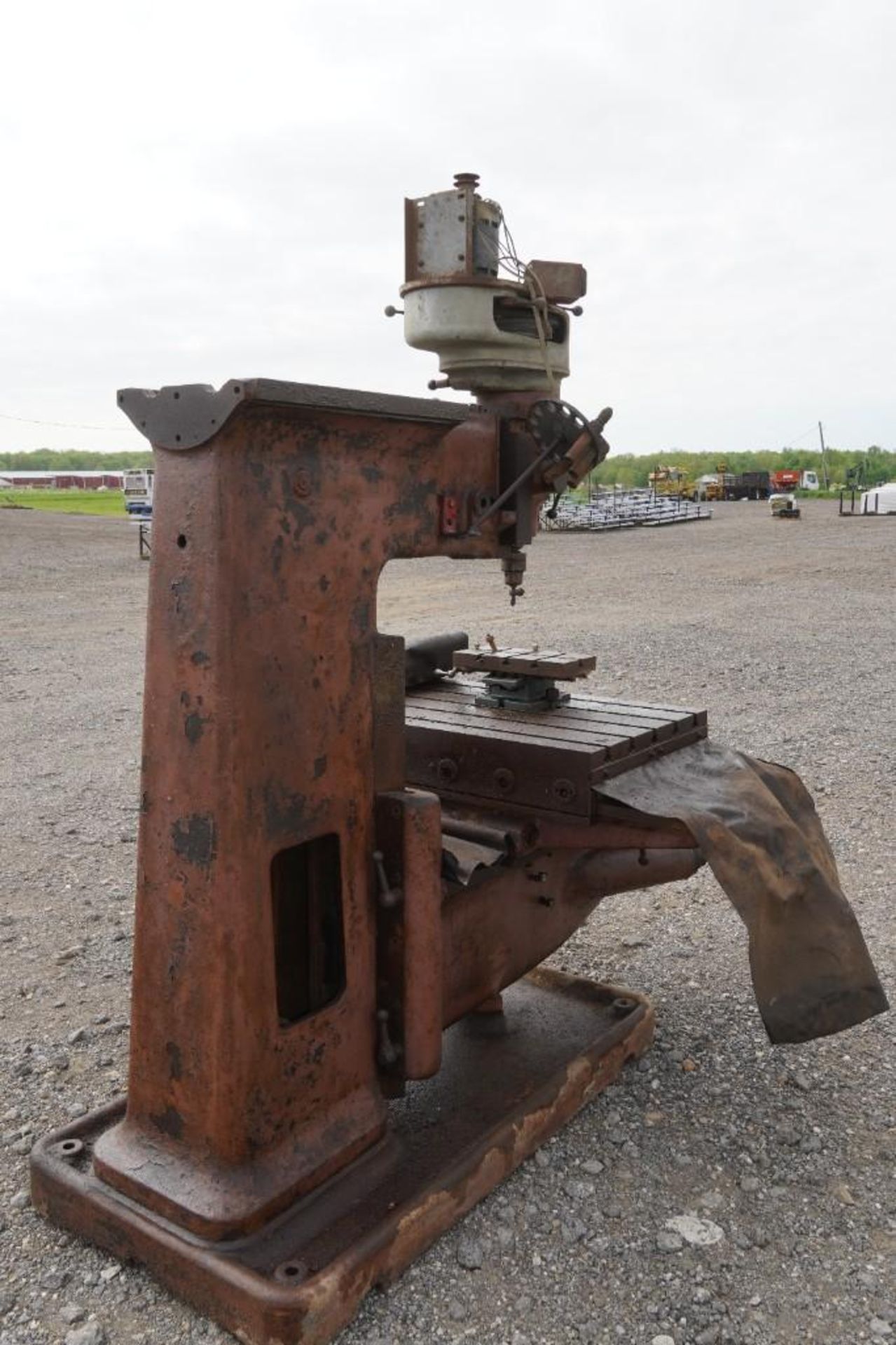 Bridgeport Milling Machine - Image 7 of 14