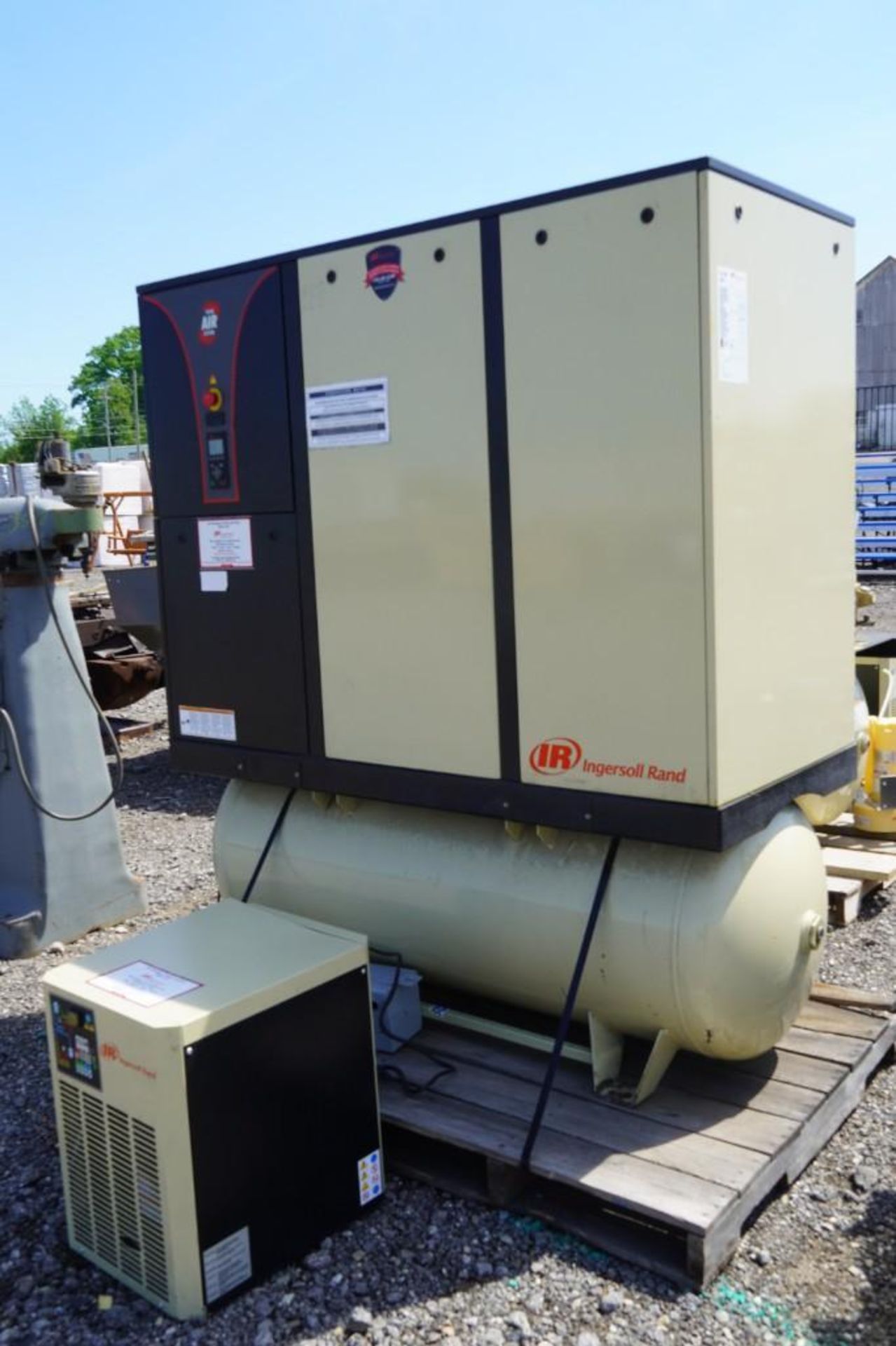 Ingersoll Rand Air Compressor - Image 3 of 20