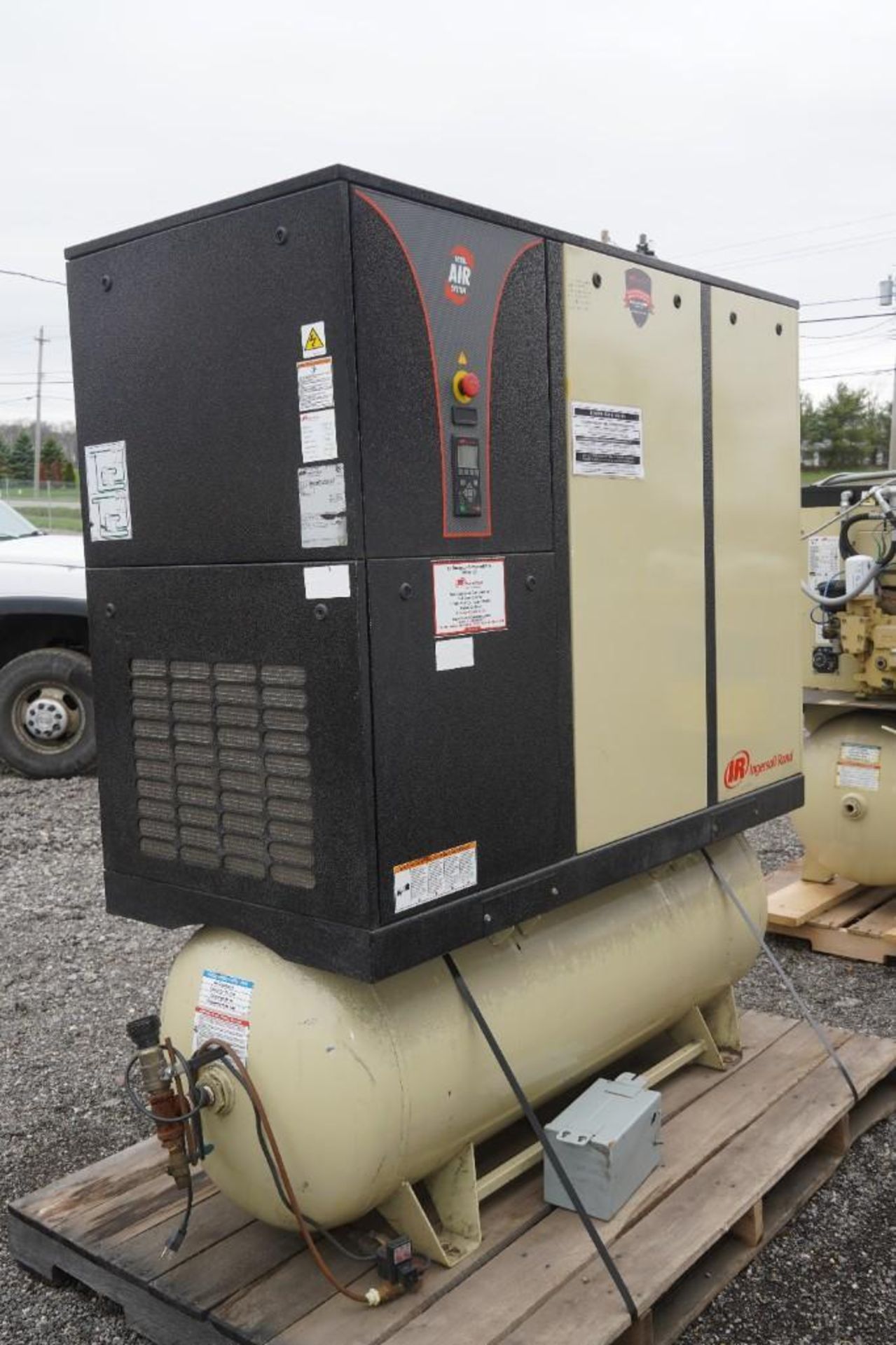 Ingersoll Rand Air Compressor - Image 4 of 20