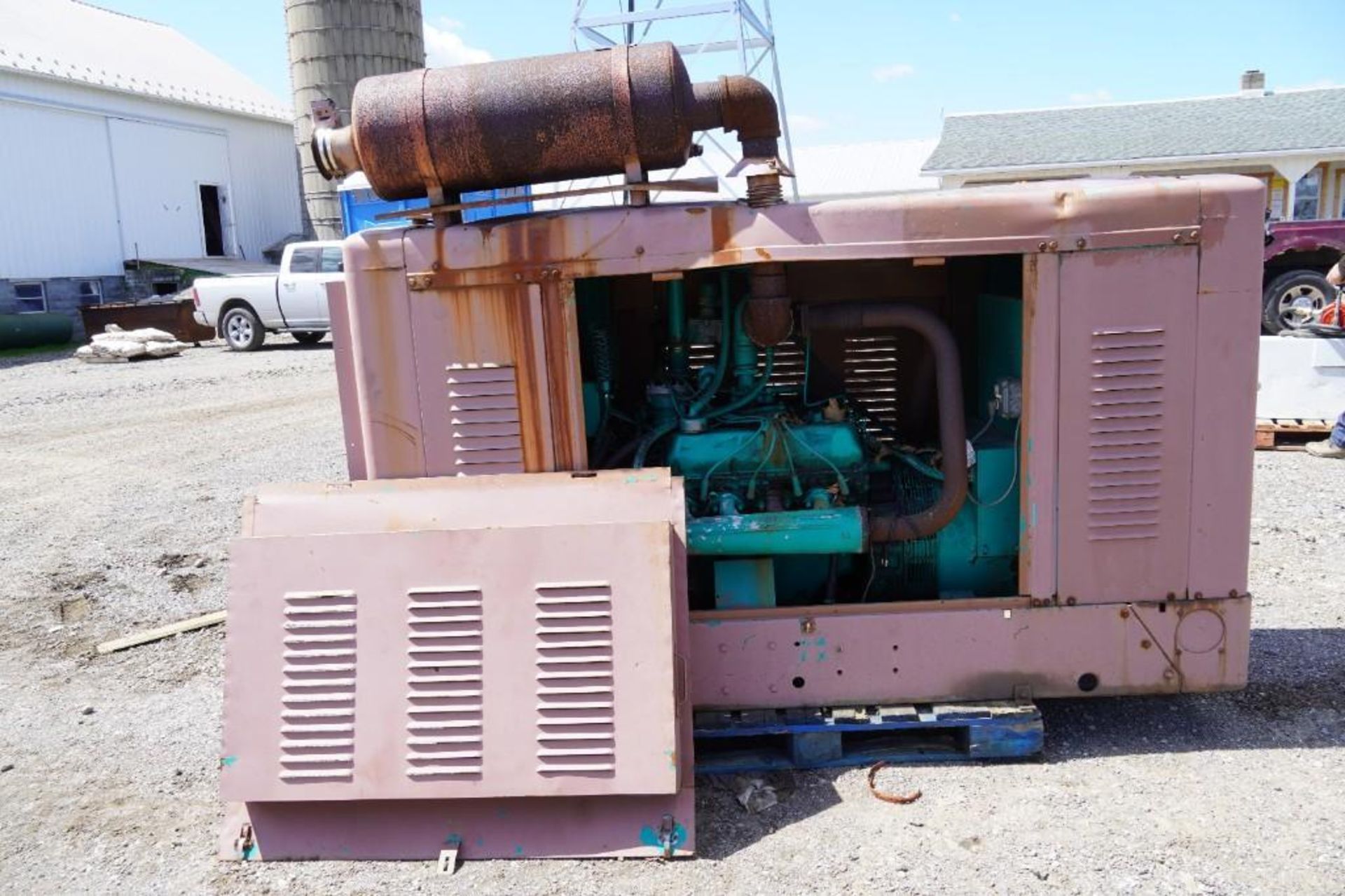 Ford Genset - Image 3 of 25