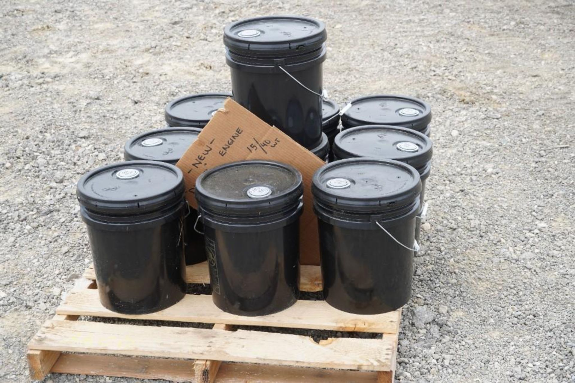 10 - New 5 Gallon Bucket with Motor Oil