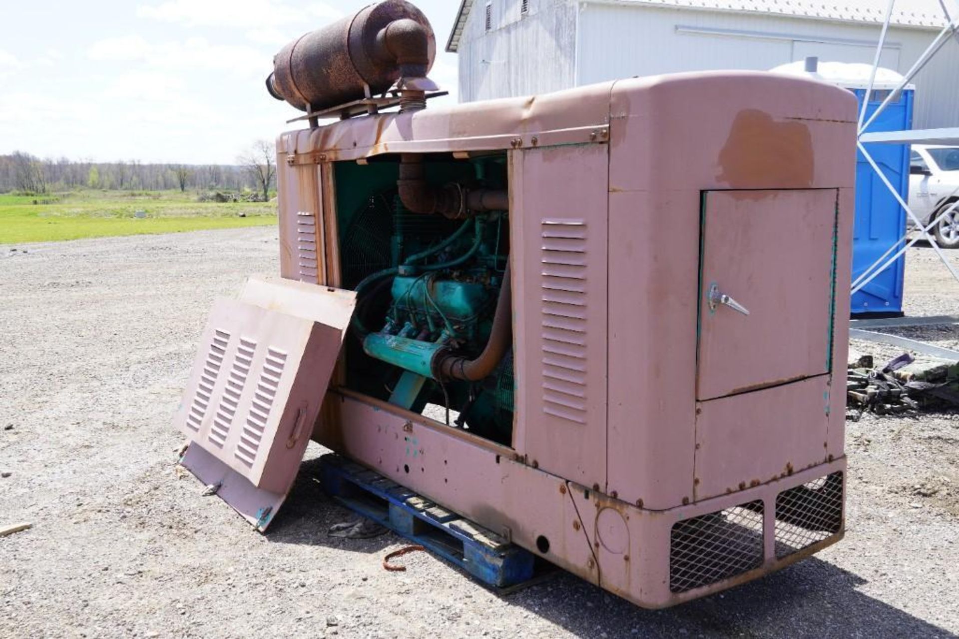 Ford Genset - Image 4 of 25