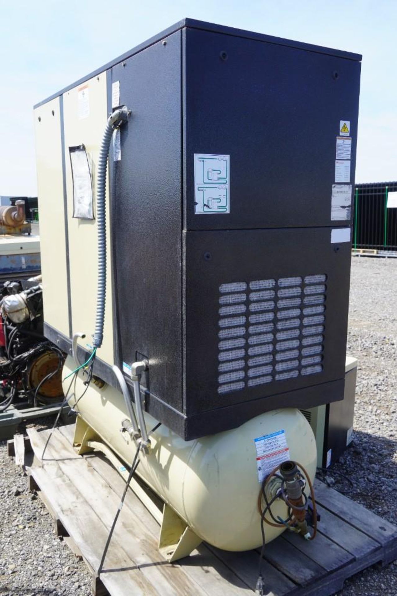 Ingersoll Rand Air Compressor - Image 20 of 20